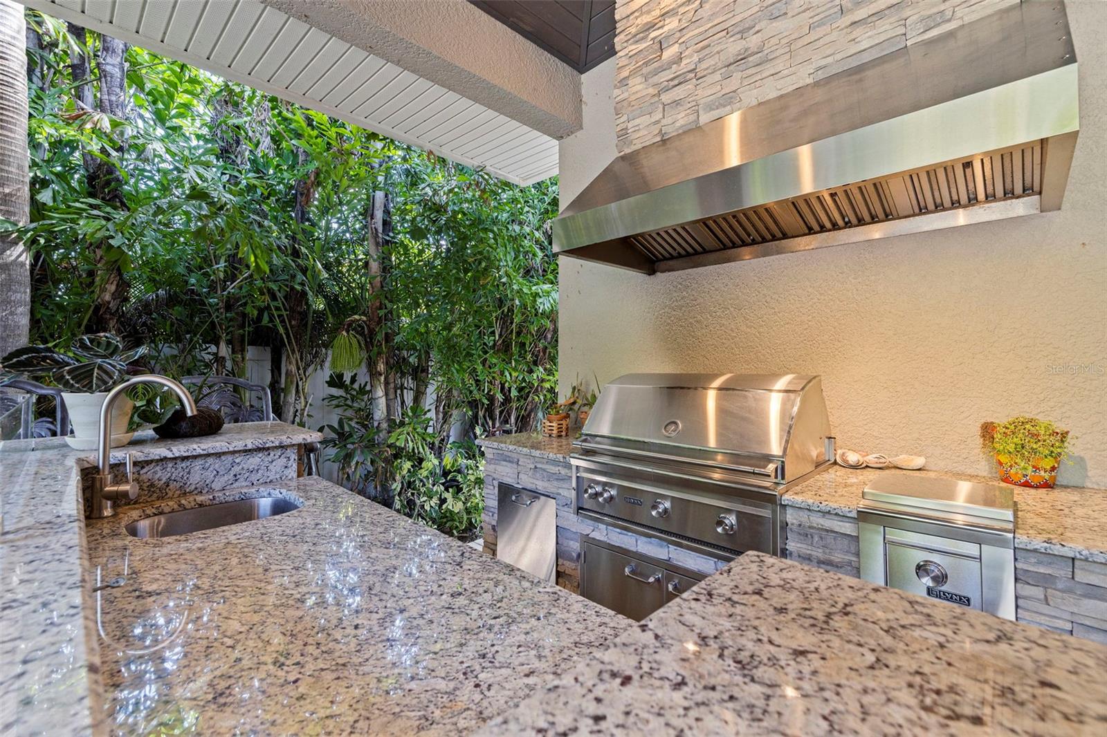 629 CORTEZ DR, TIERRA VERDE, FL, 33715