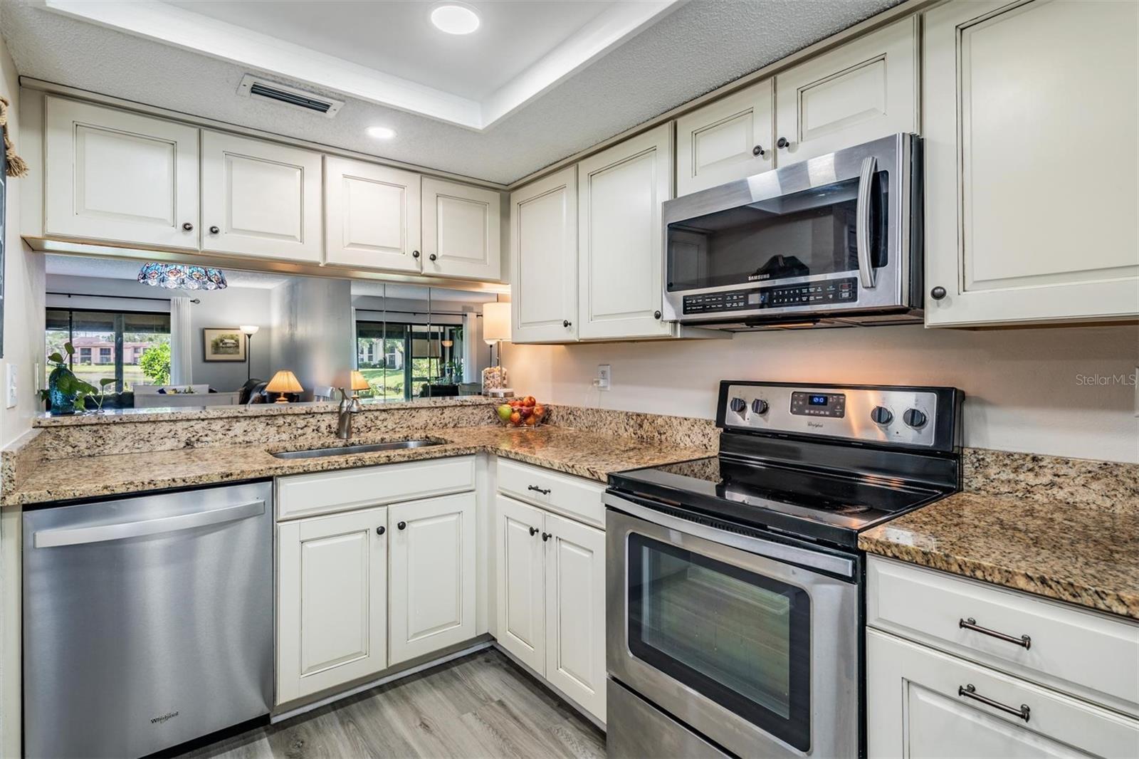 107 LAKEVIEW PL #7, OLDSMAR, FL, 34677