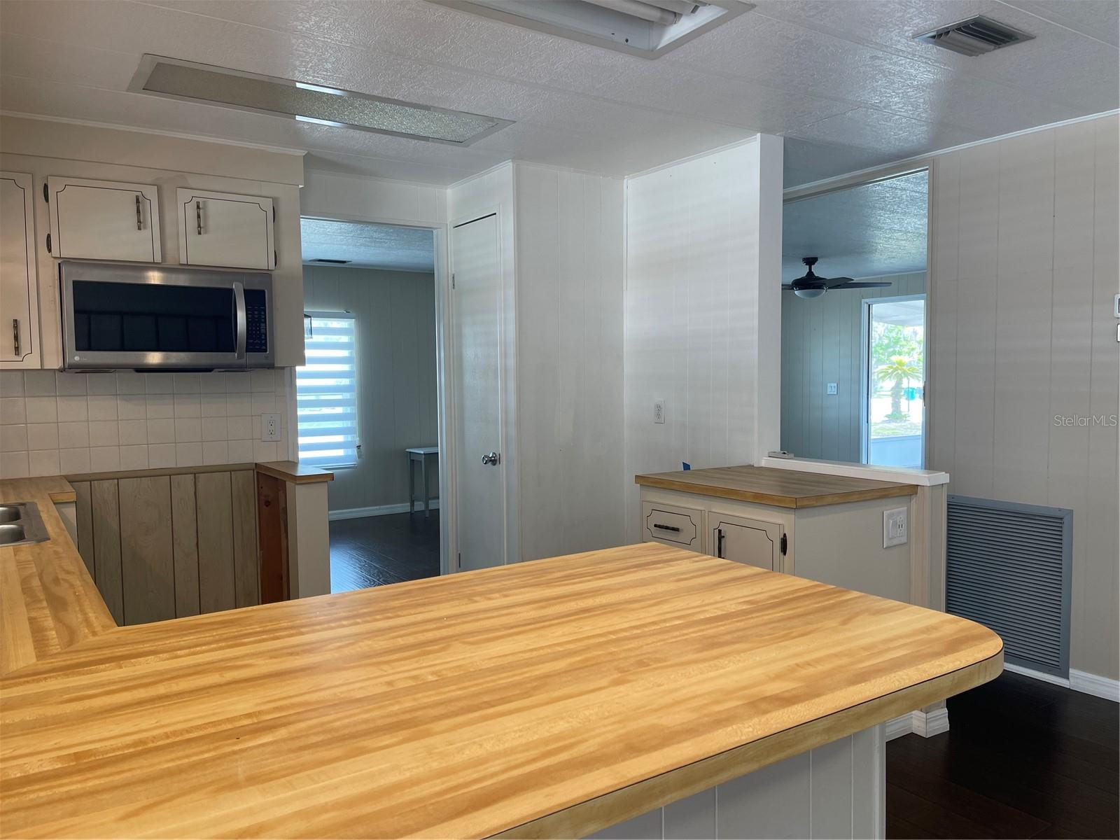 52 N BOBWHITE RD, WILDWOOD, FL, 34785