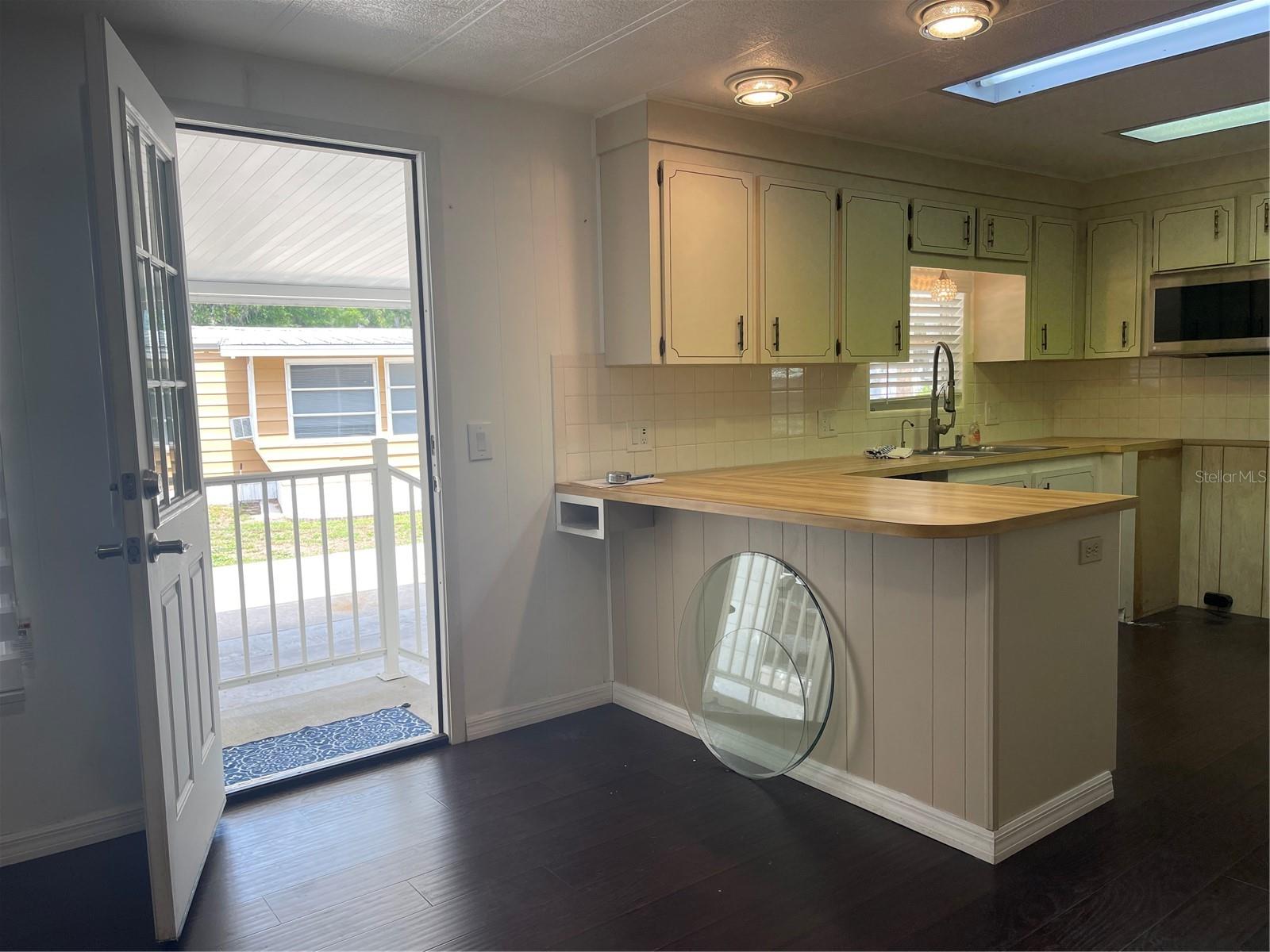 52 N BOBWHITE RD, WILDWOOD, FL, 34785
