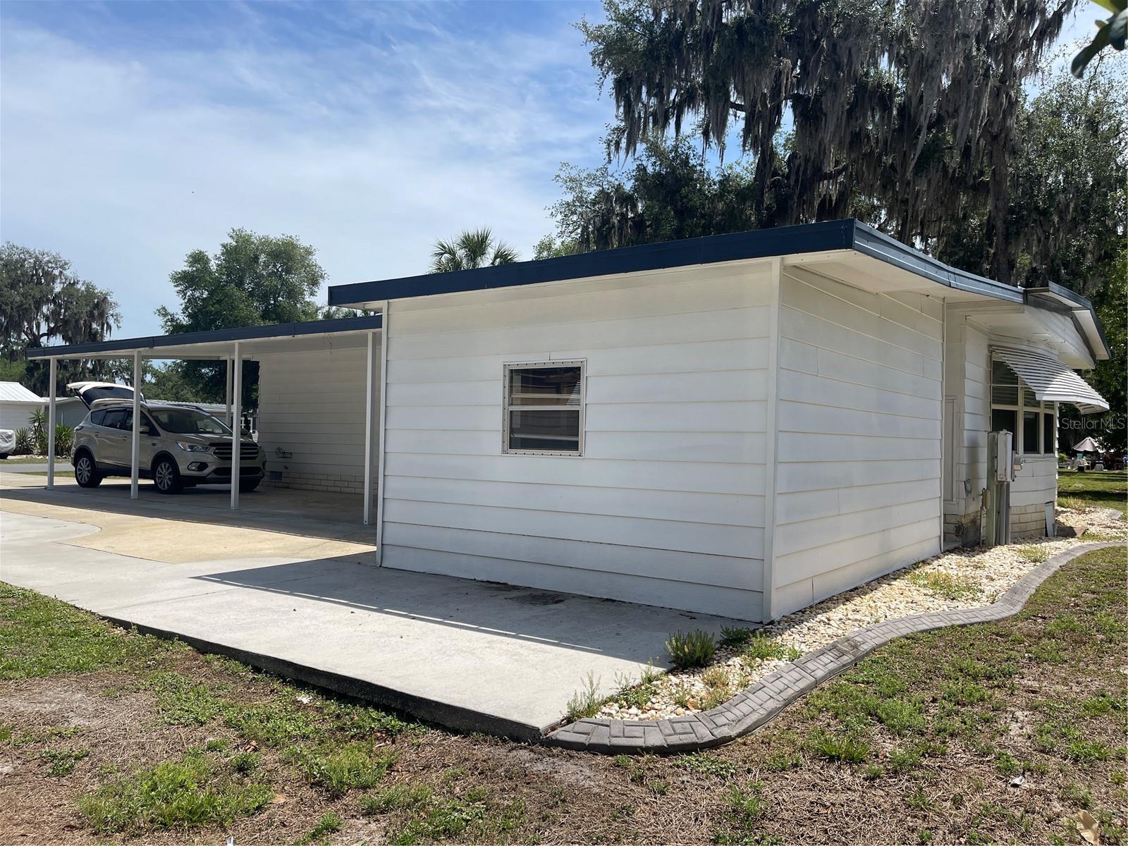 52 N BOBWHITE RD, WILDWOOD, FL, 34785