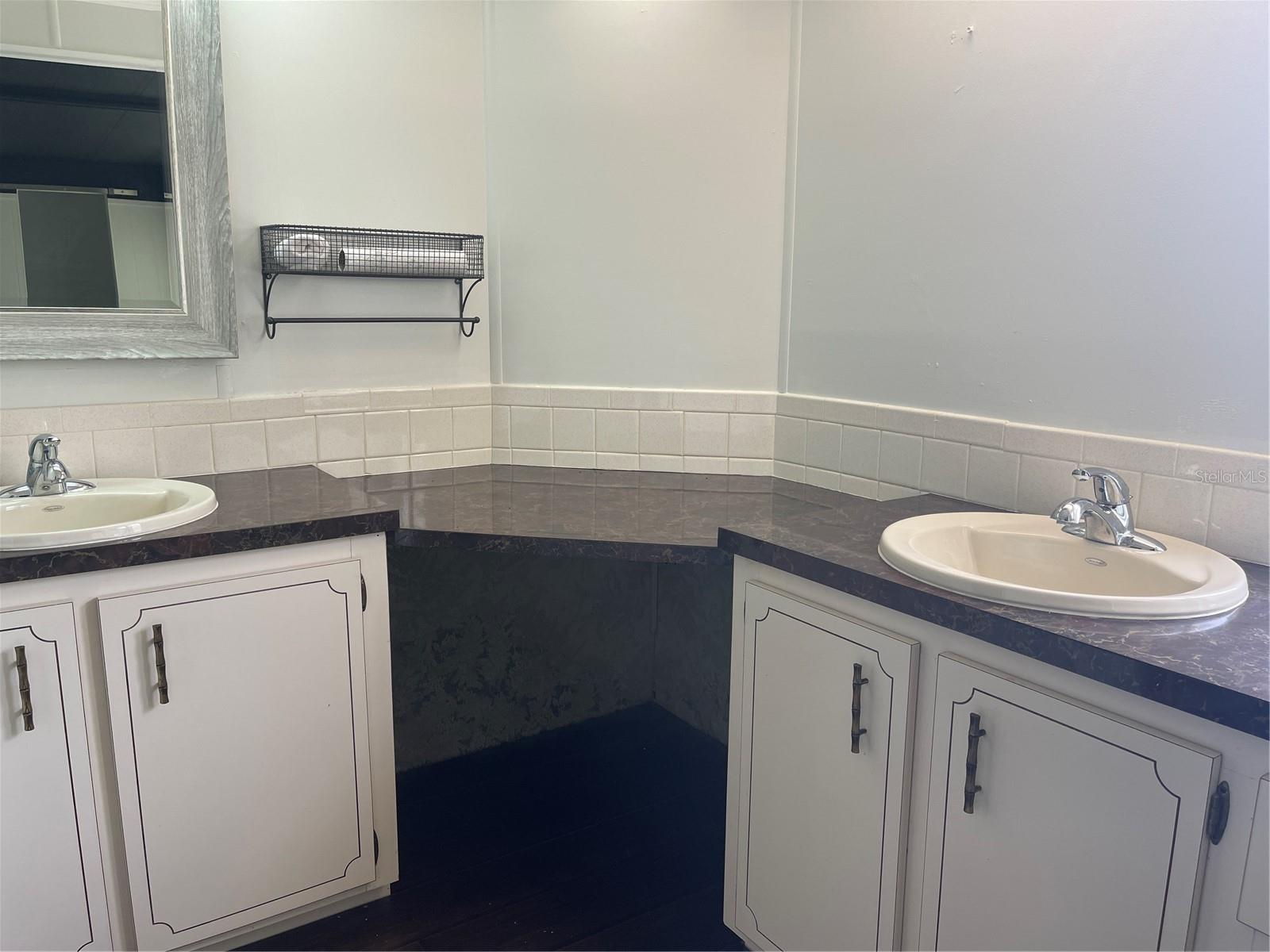 52 N BOBWHITE RD, WILDWOOD, FL, 34785