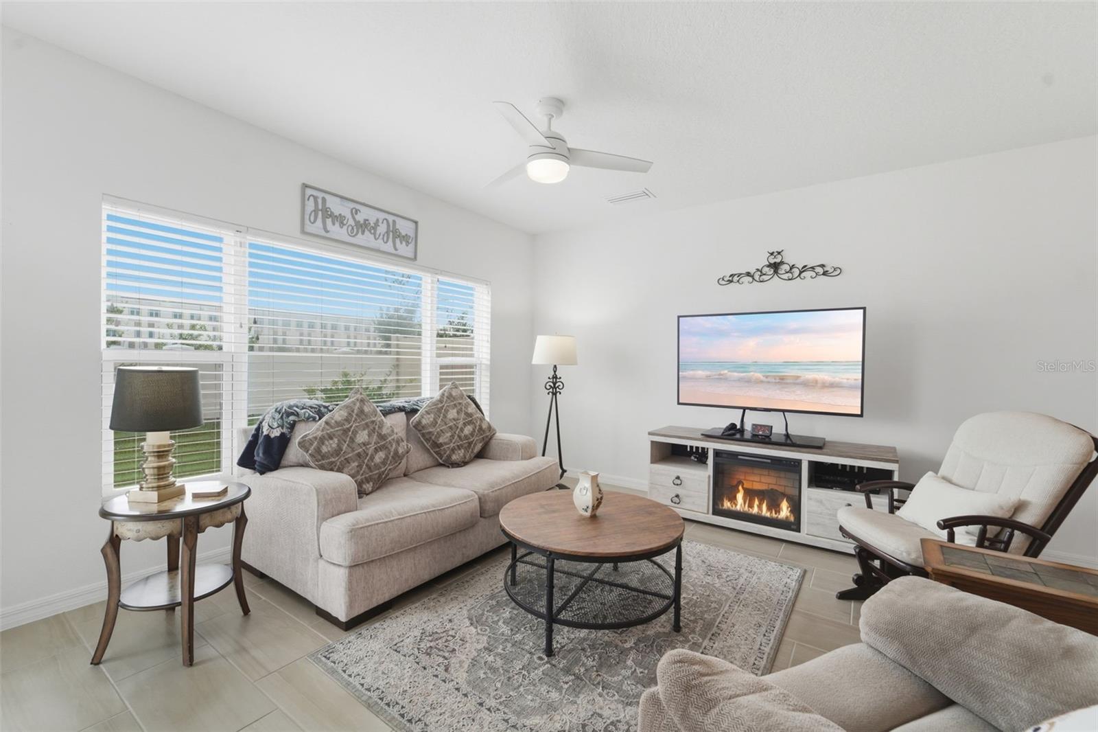 1255 WISPY CYPRESS DR, KISSIMMEE, FL, 34746
