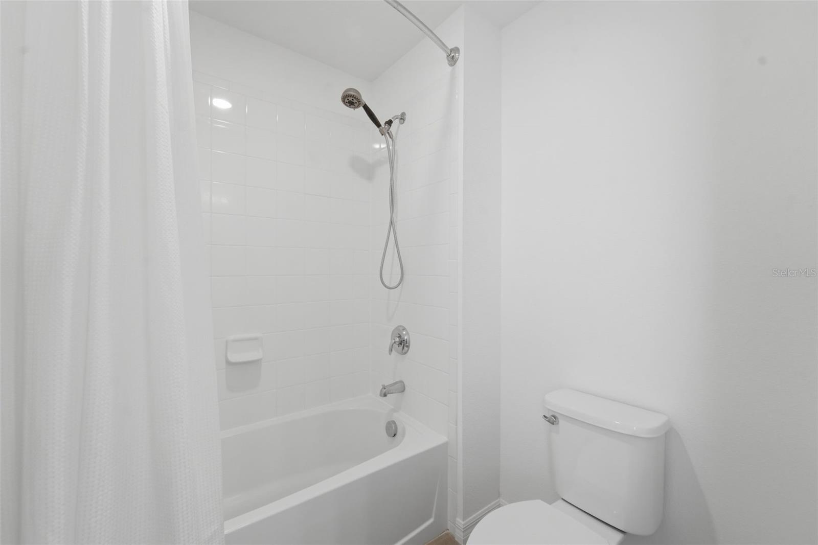 1255 WISPY CYPRESS DR, KISSIMMEE, FL, 34746