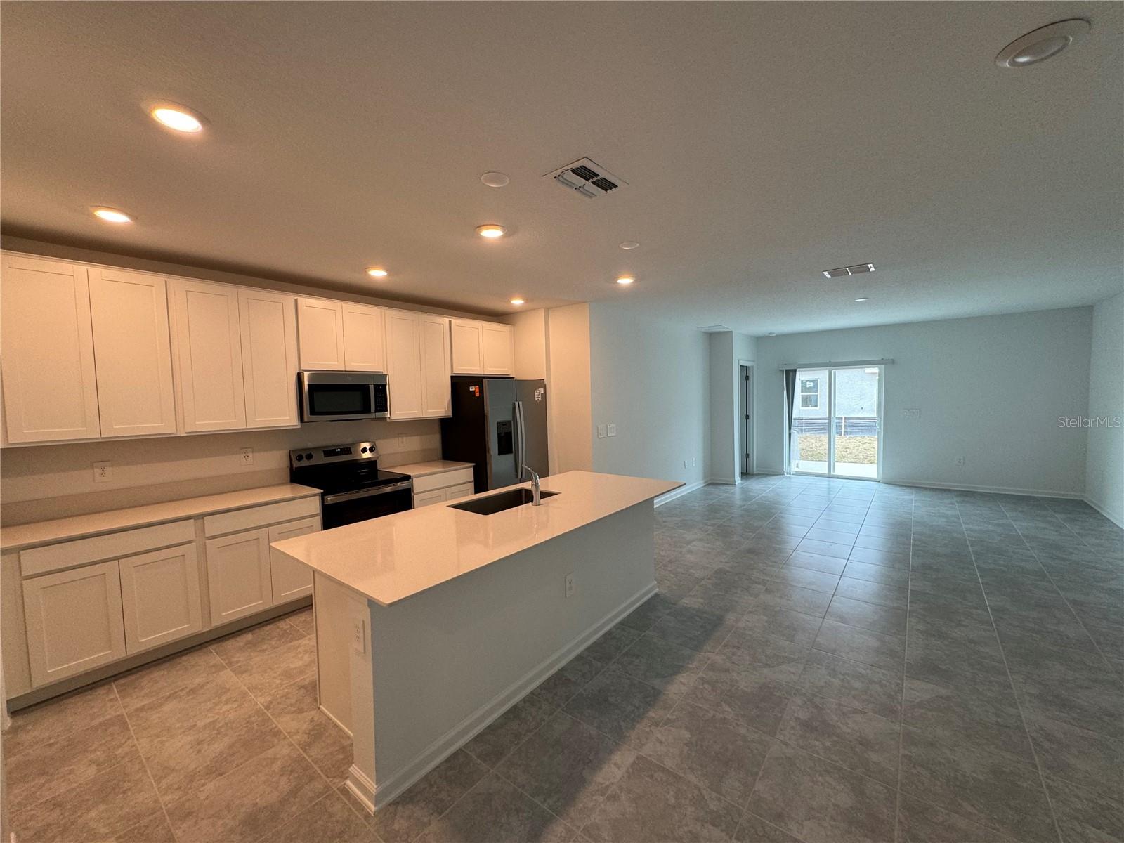 2154 AQUIFER LN, DAVENPORT, FL, 33837