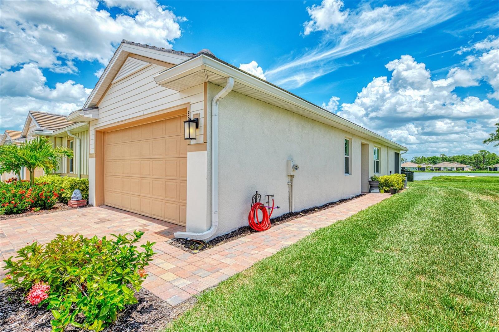 329 IBIZA LOOP, VENICE, FL, 34292