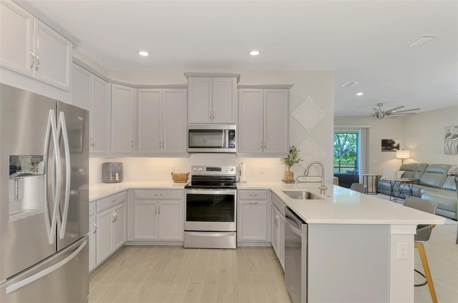329 IBIZA LOOP, VENICE, FL, 34292