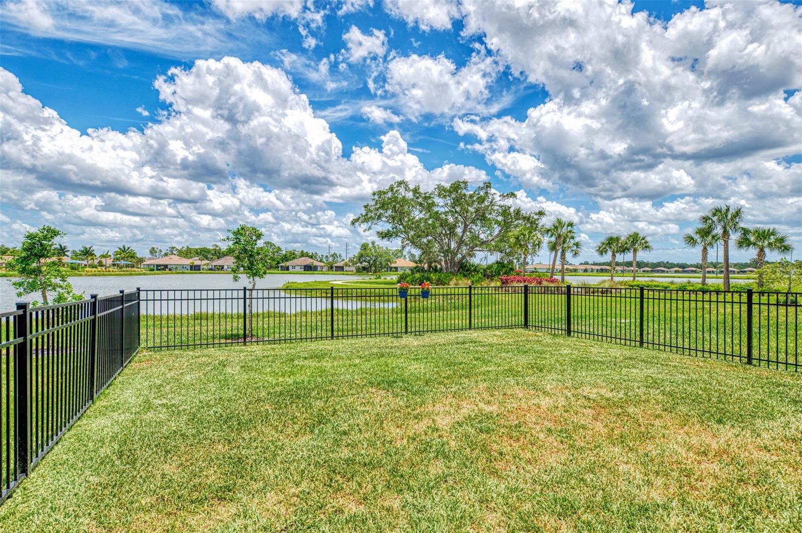 329 IBIZA LOOP, VENICE, FL, 34292
