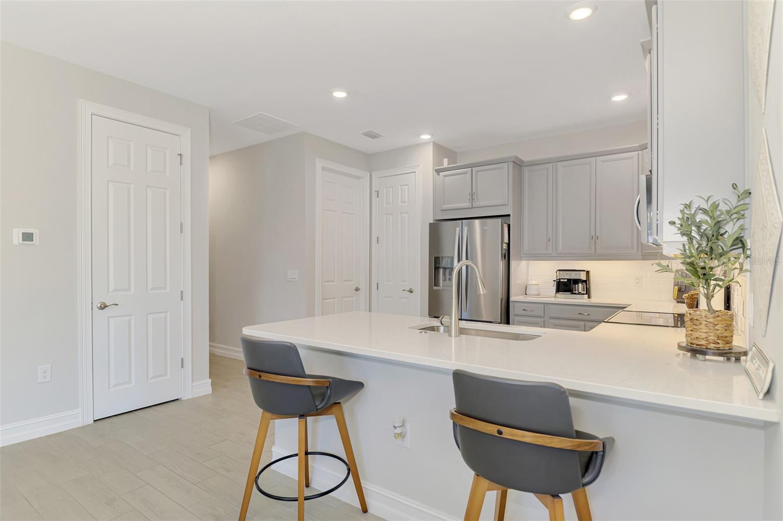 329 IBIZA LOOP, VENICE, FL, 34292