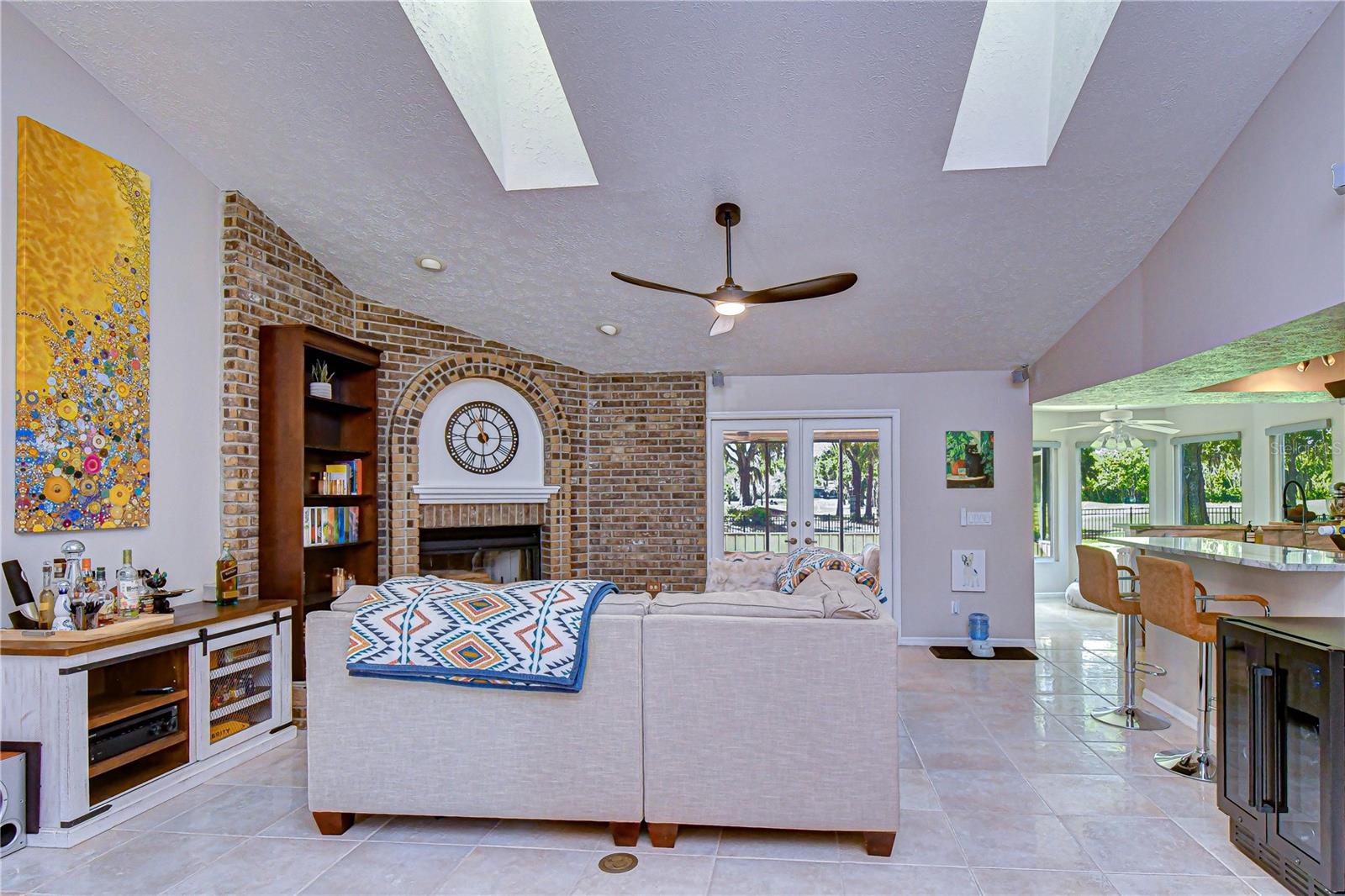 1015 VENTANA DR, RUSKIN, FL, 33573