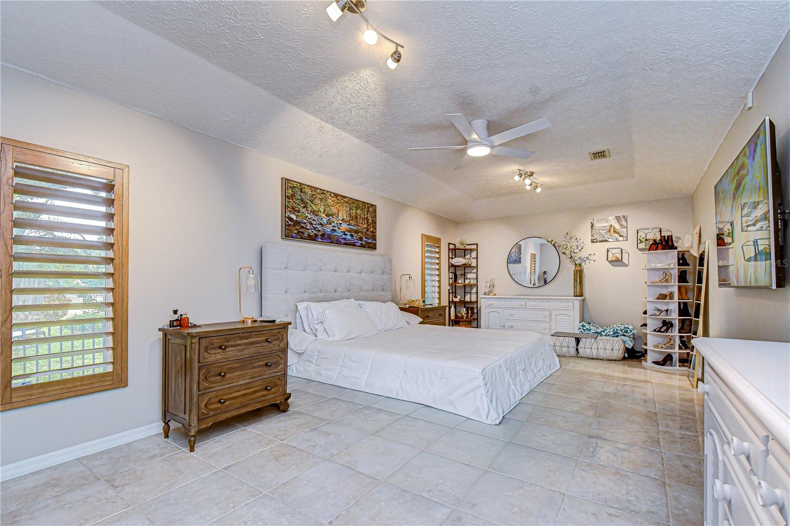 1015 VENTANA DR, RUSKIN, FL, 33573