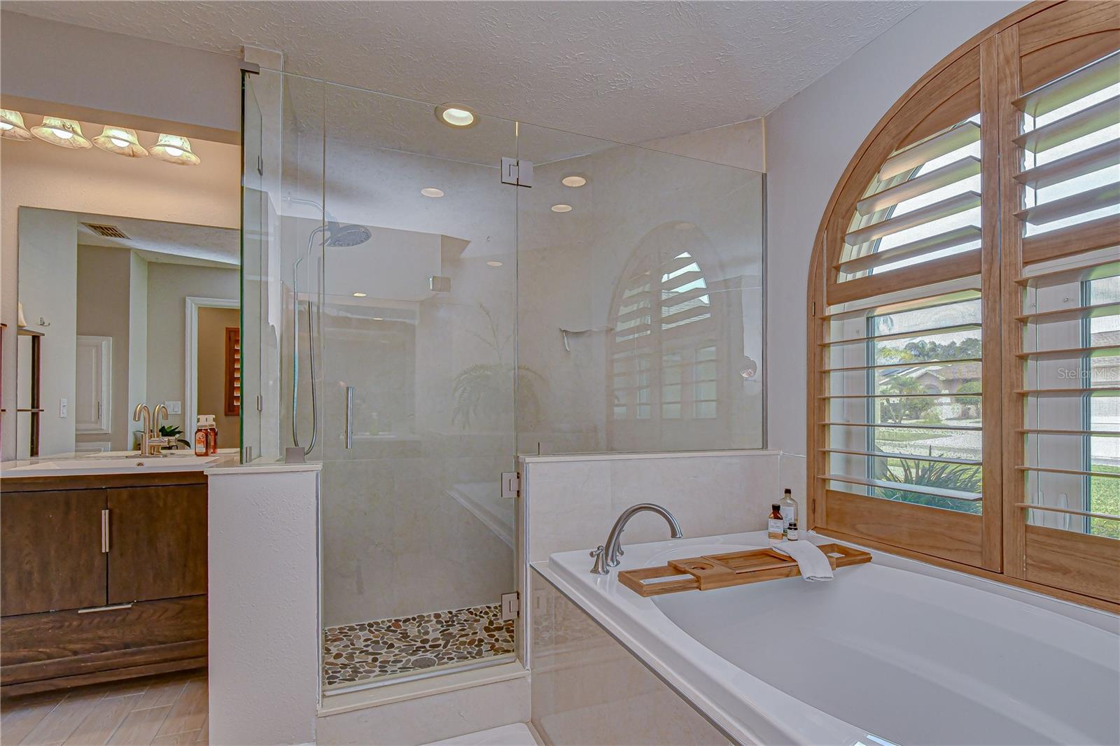 1015 VENTANA DR, RUSKIN, FL, 33573