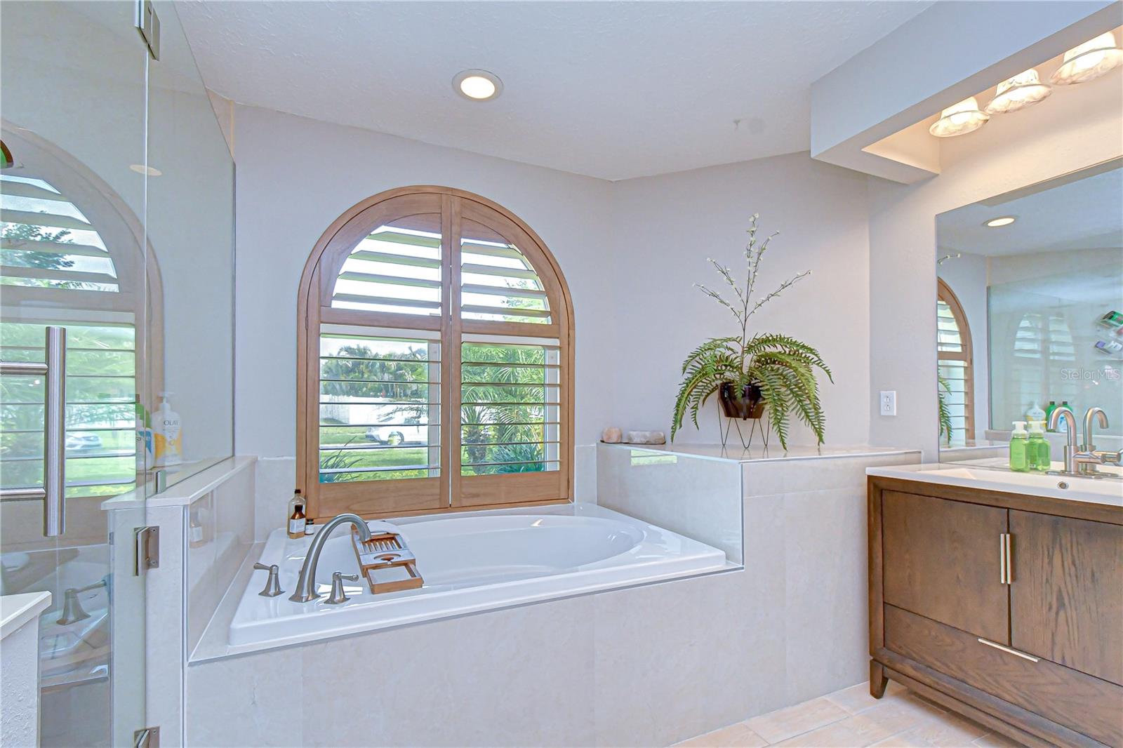 1015 VENTANA DR, RUSKIN, FL, 33573