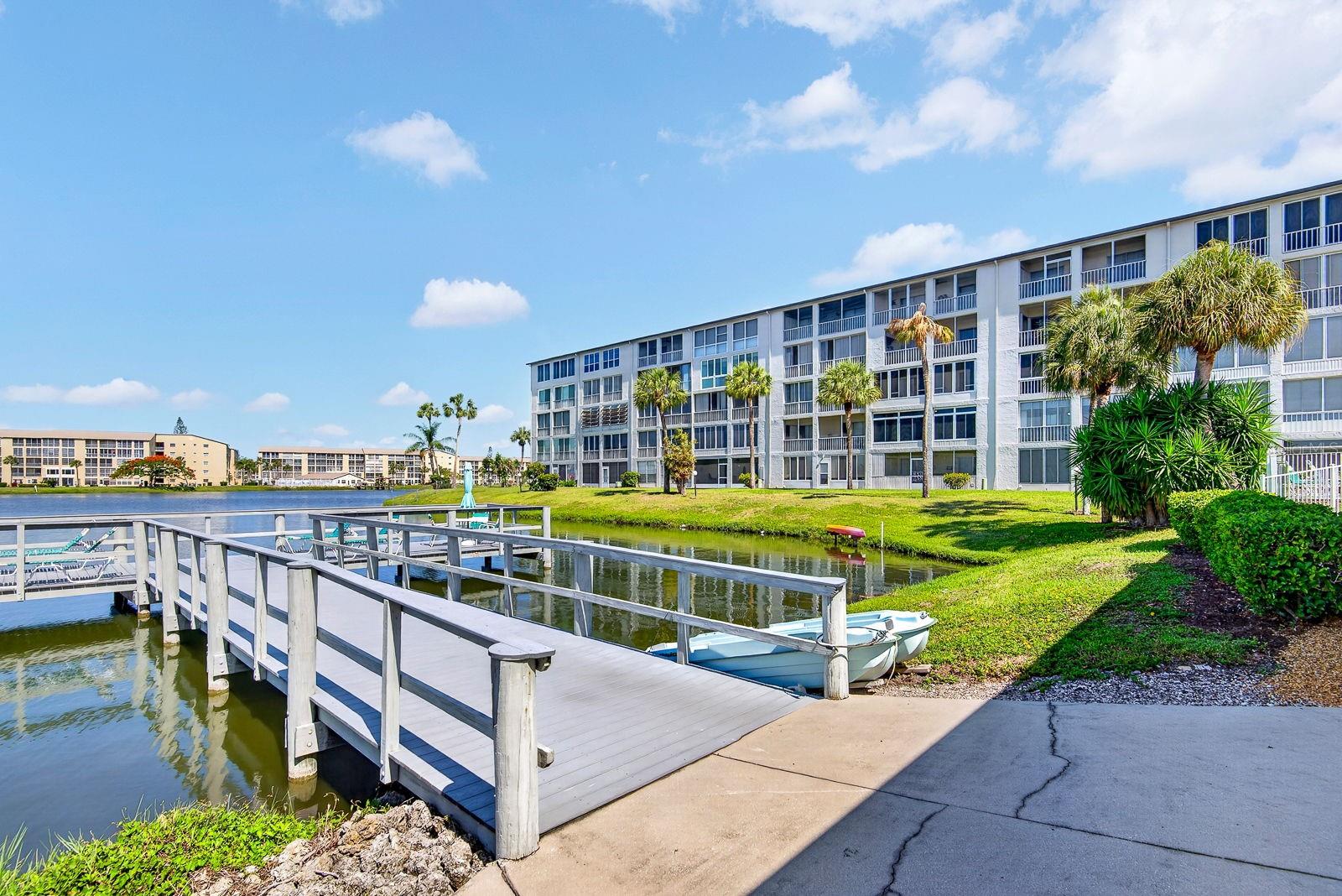 3344 LAKE BAYSHORE DR #P205, BRADENTON, FL, 34205