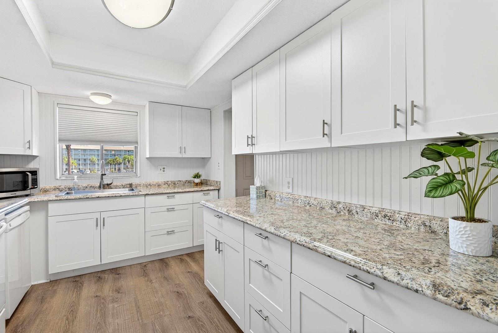 3344 LAKE BAYSHORE DR #P205, BRADENTON, FL, 34205