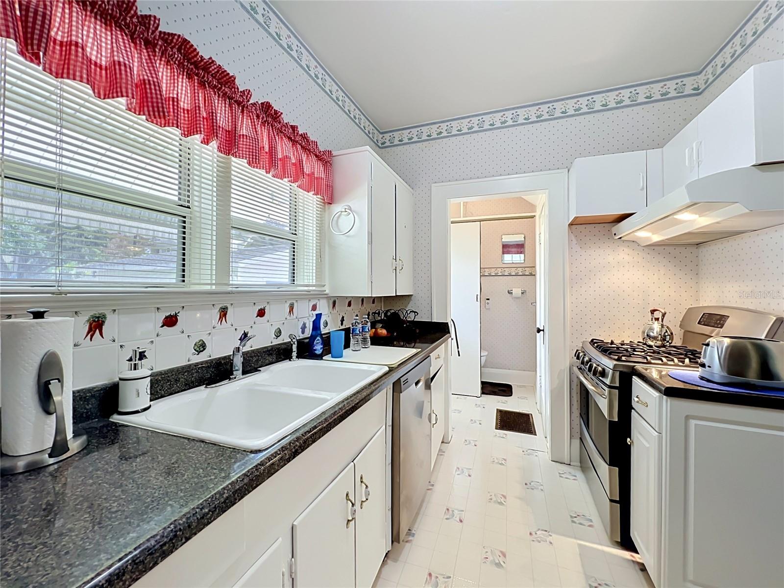 1615 BALTIMORE AVE, ORLANDO, FL, 32803