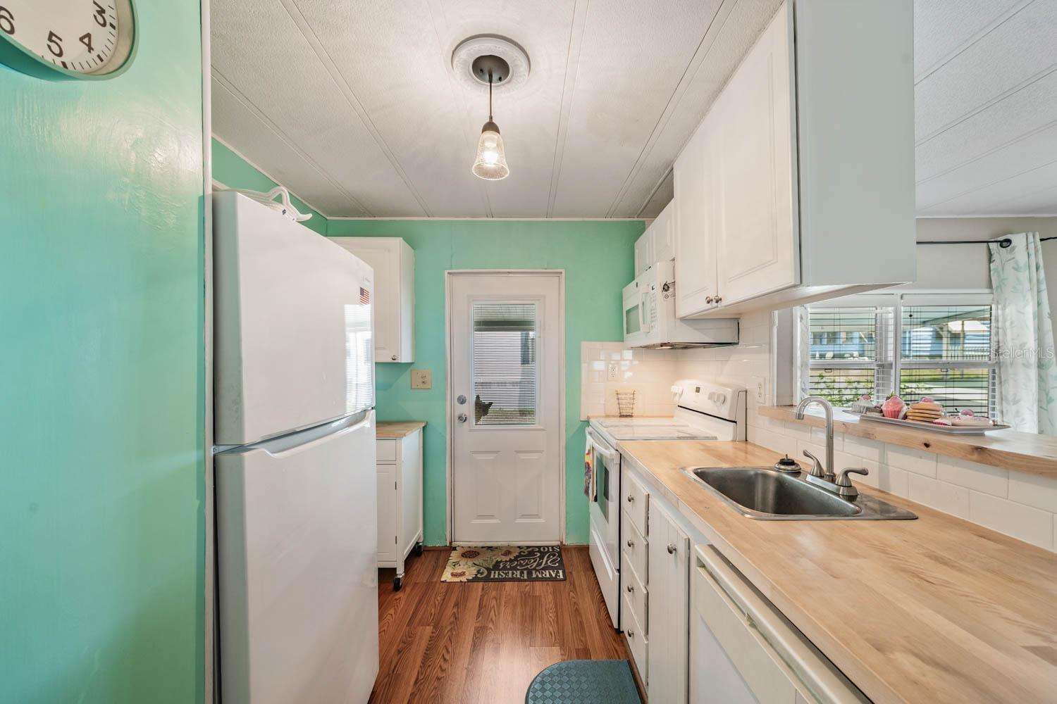 7203 EL MEYERS ST, ZEPHYRHILLS, FL, 33541