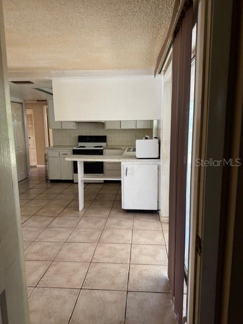 8811 GOSHEN LN, PORT RICHEY, FL, 34668