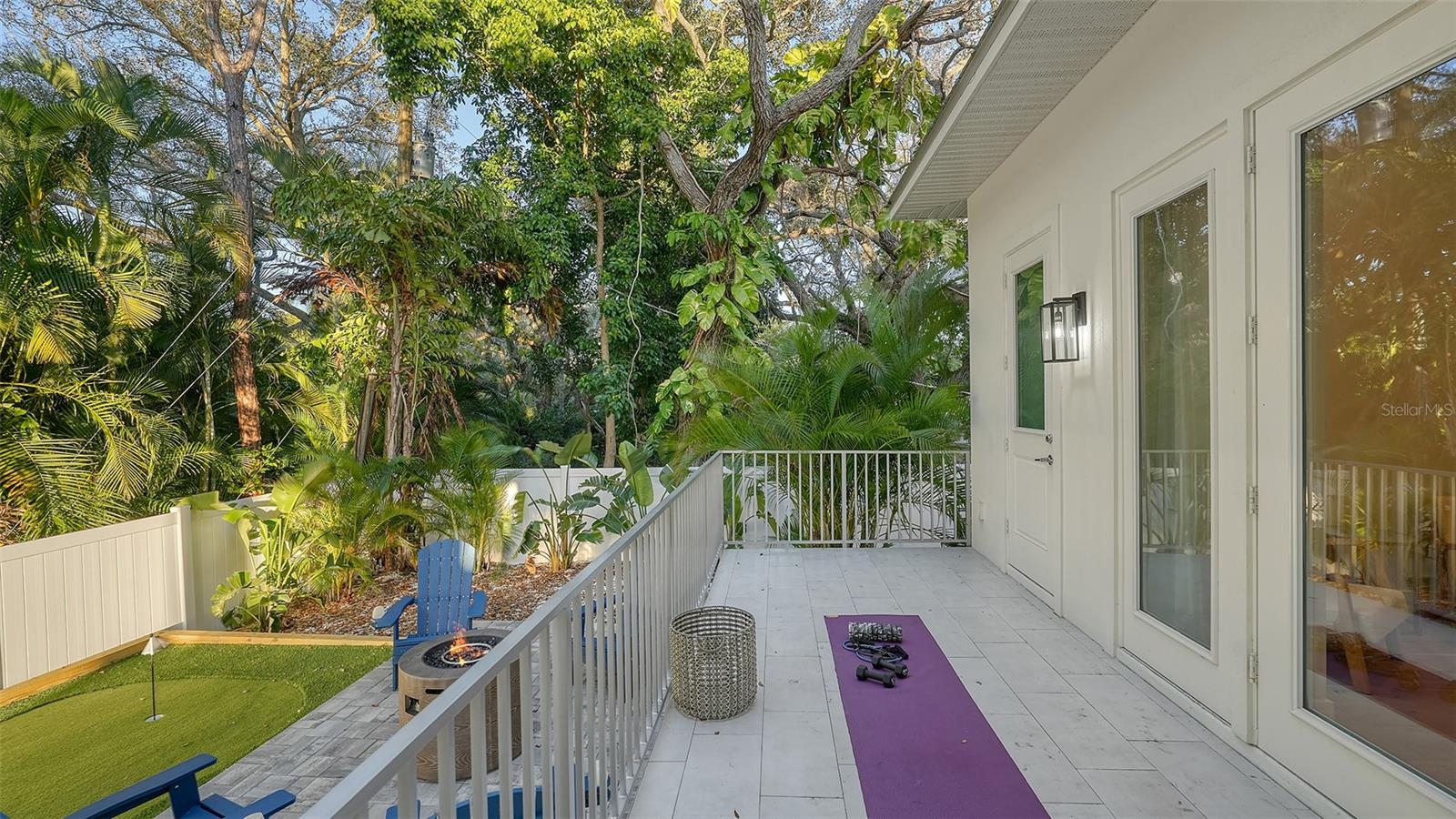 1537 SIESTA DR, SARASOTA, FL, 34239