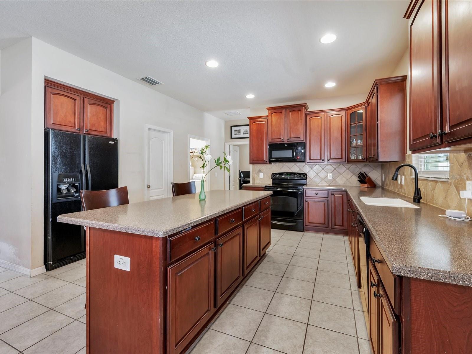 5592 SUPERIOR DR, LAKELAND, FL, 33805