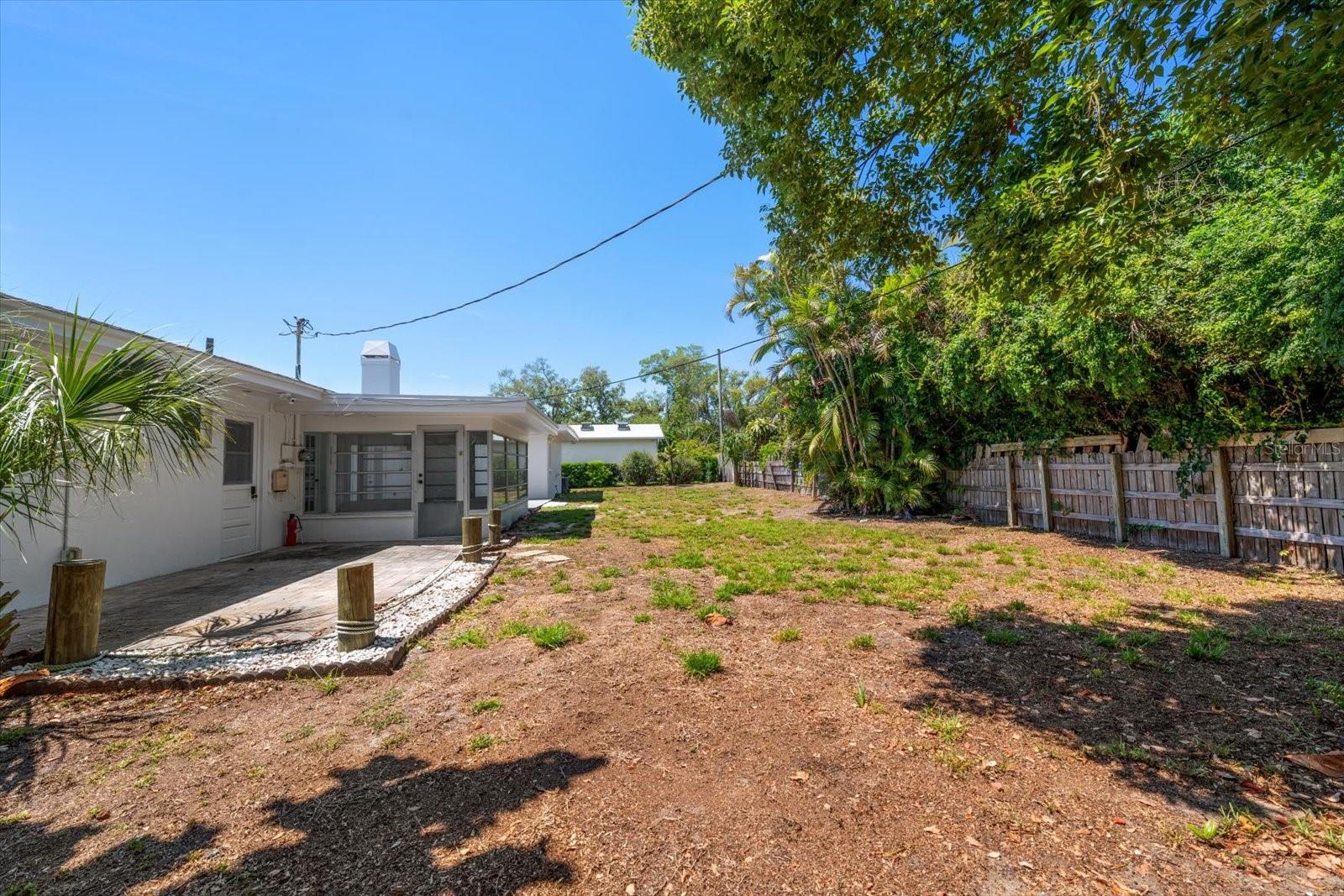 122 PALMETTO LN, LARGO, FL, 33770