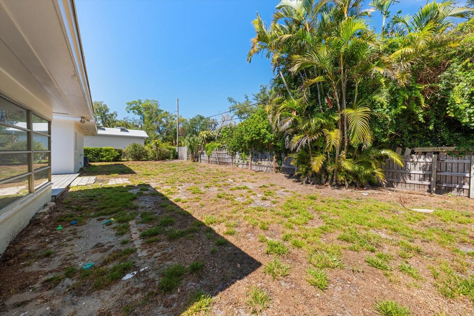 122 PALMETTO LN, LARGO, FL, 33770