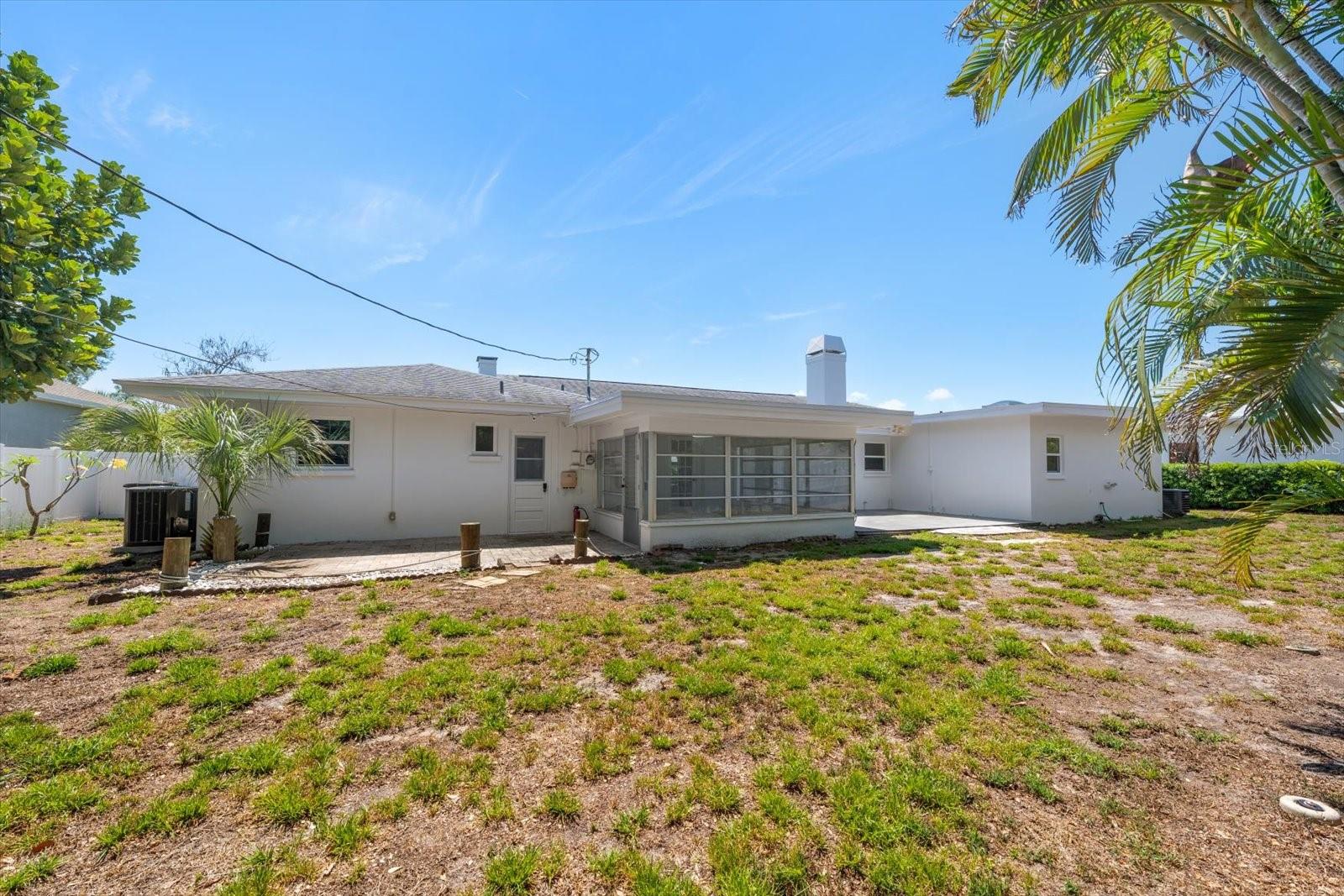 122 PALMETTO LN, LARGO, FL, 33770