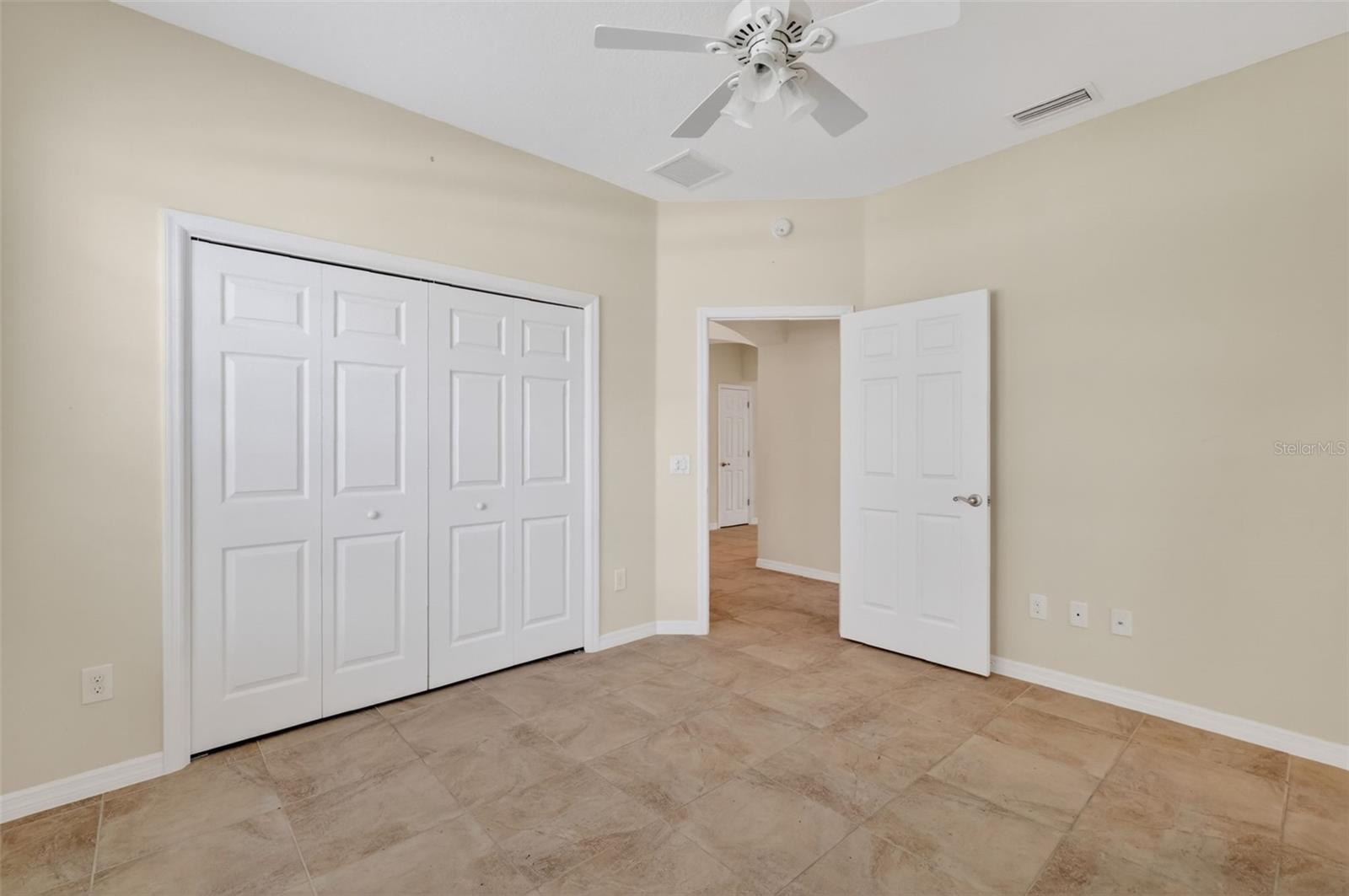 2970 FISHER AVE, THE VILLAGES, FL, 32163