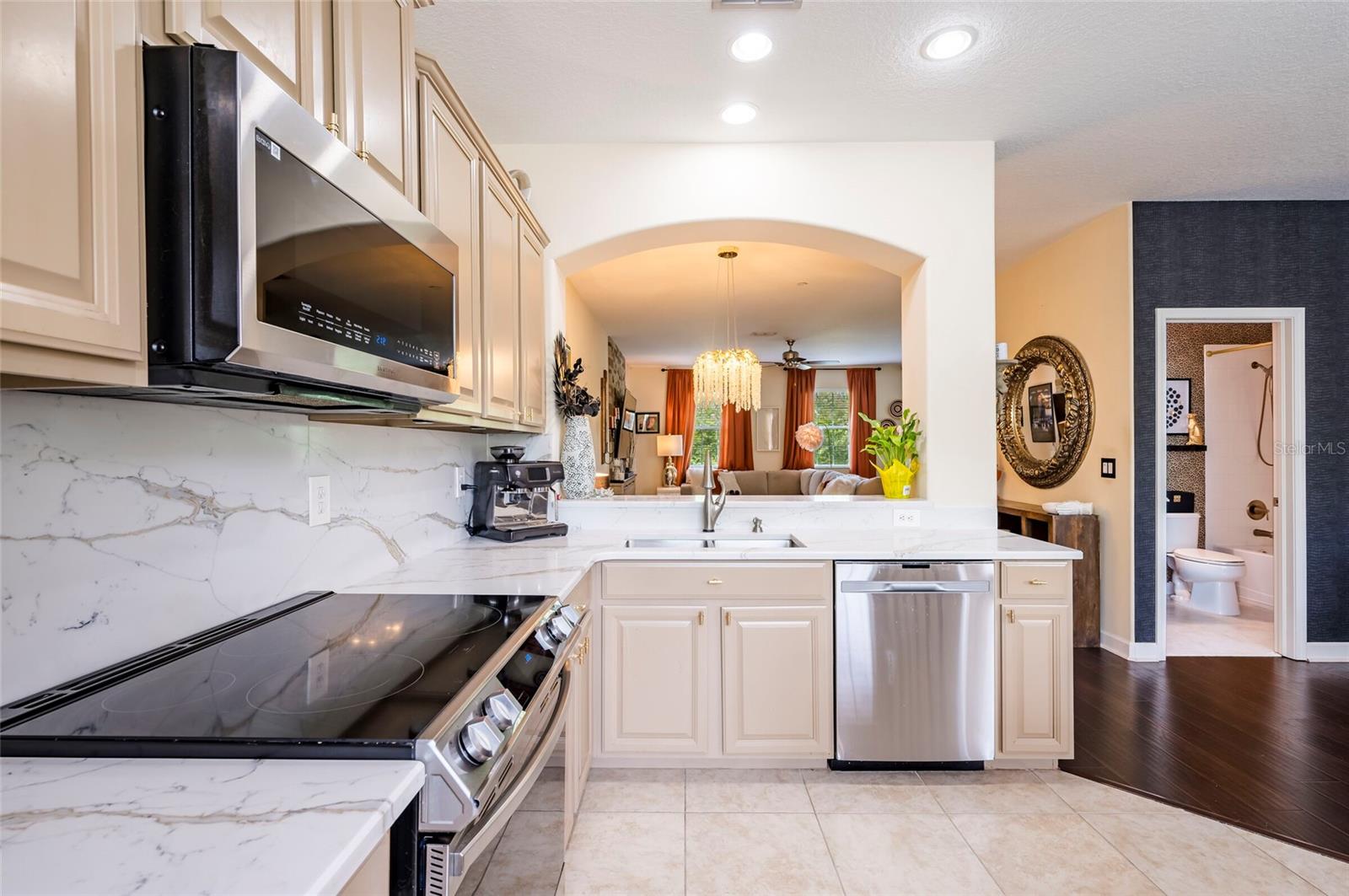 10144 ARBOR RUN DR #112, TAMPA, FL, 33647