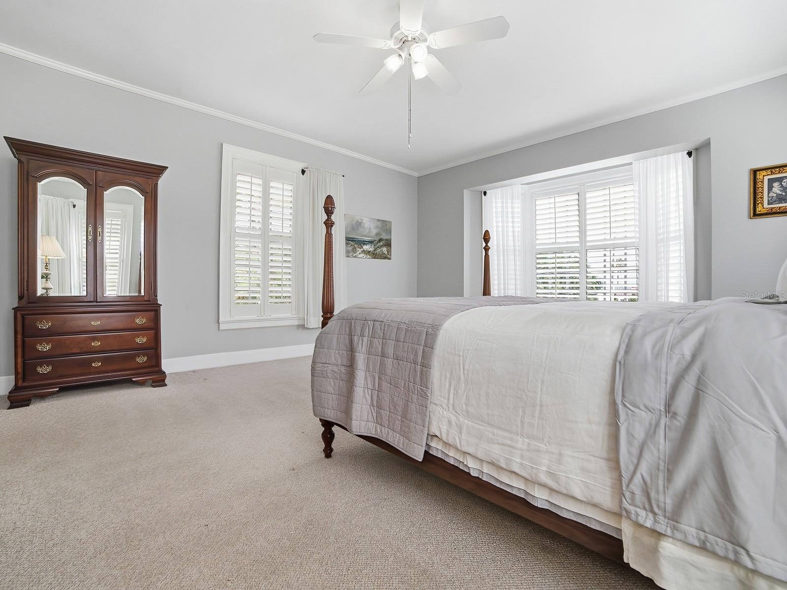 1017 SHORE ACRES DR, LEESBURG, FL, 34748