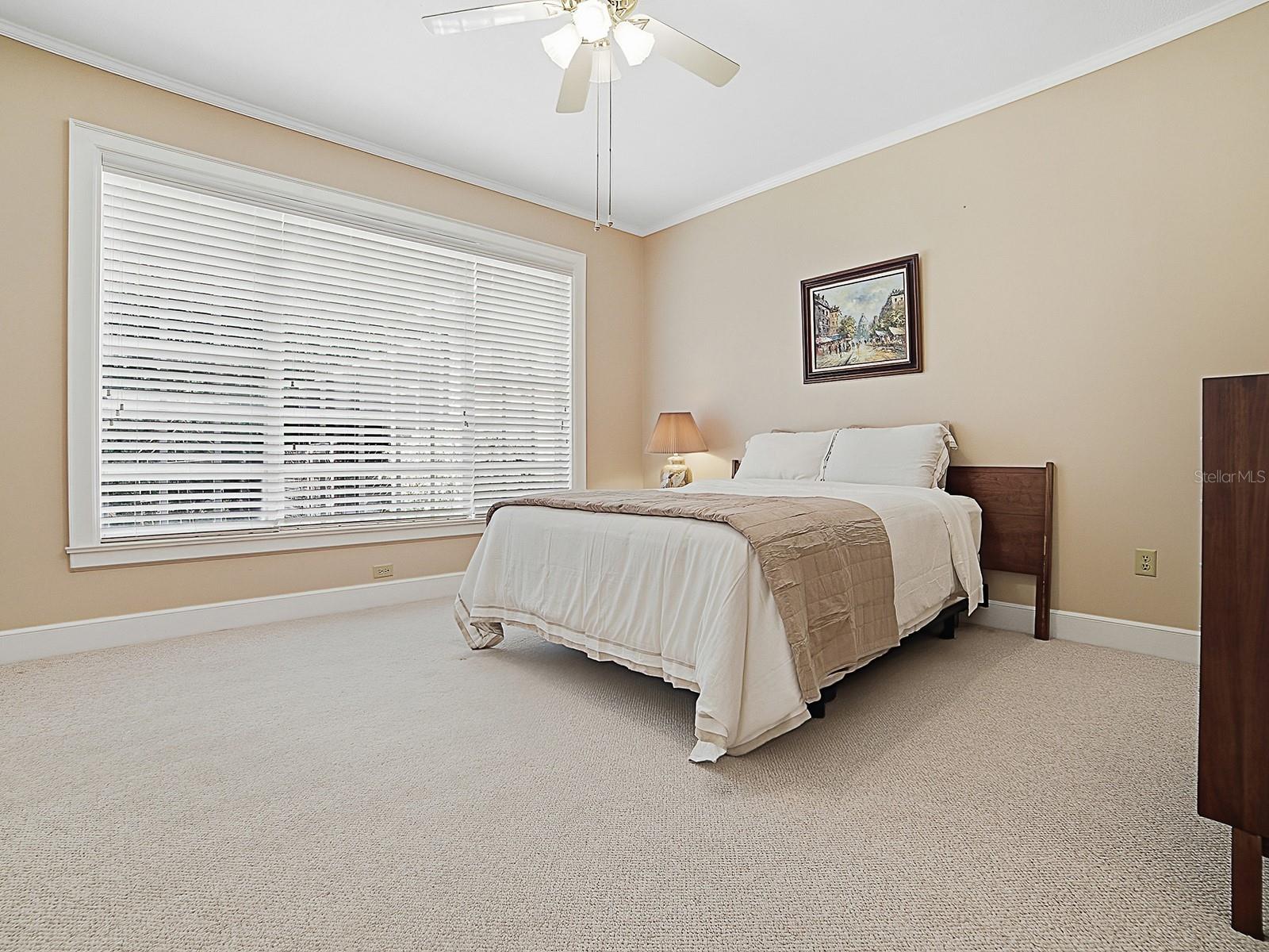 1017 SHORE ACRES DR, LEESBURG, FL, 34748