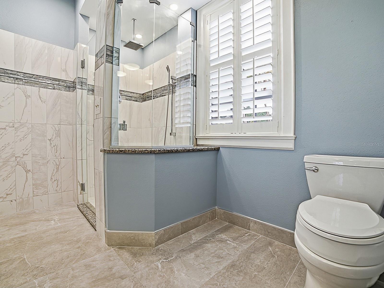 1017 SHORE ACRES DR, LEESBURG, FL, 34748