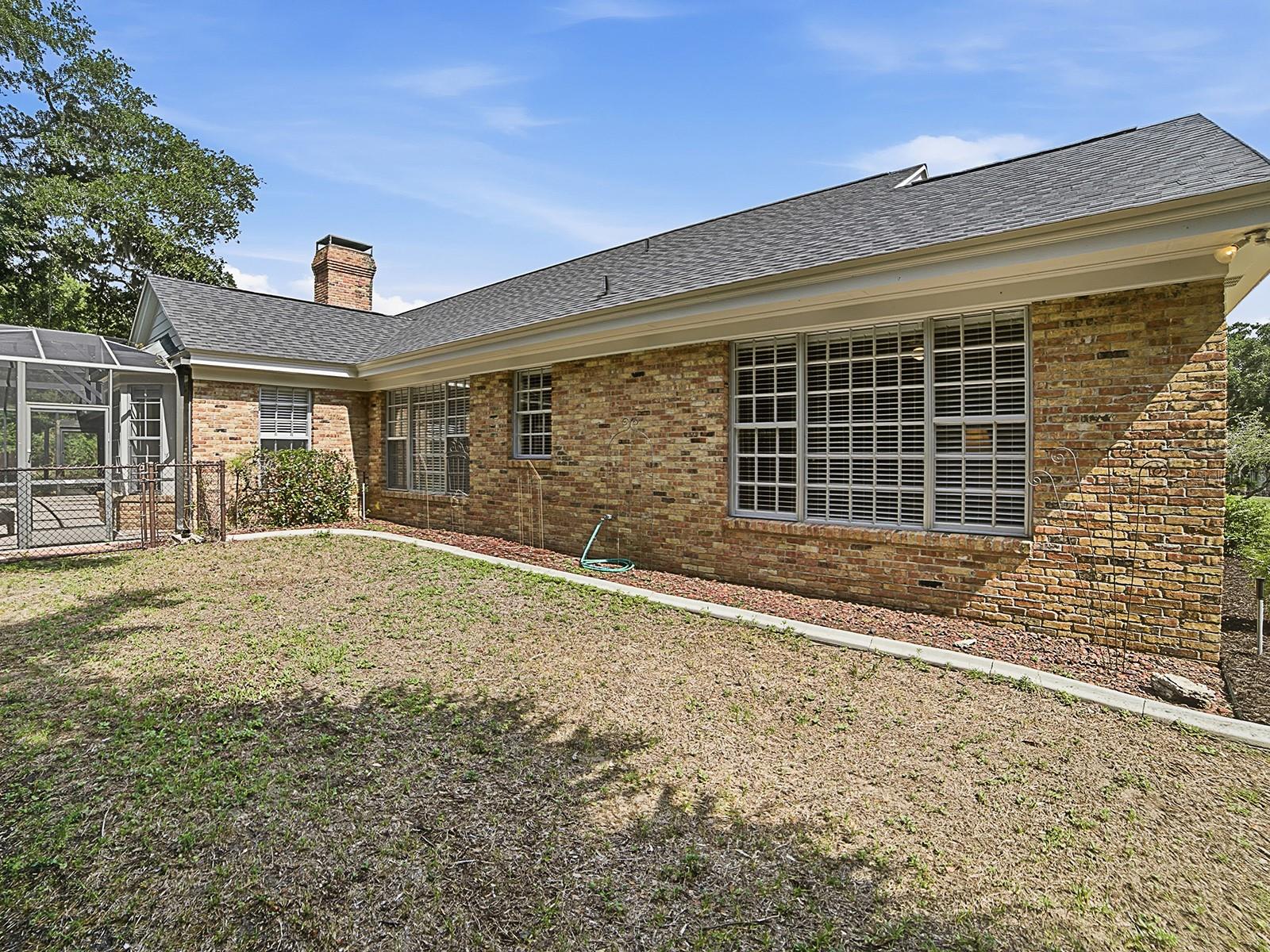 1017 SHORE ACRES DR, LEESBURG, FL, 34748