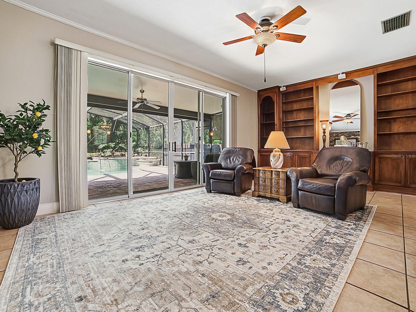 1017 SHORE ACRES DR, LEESBURG, FL, 34748
