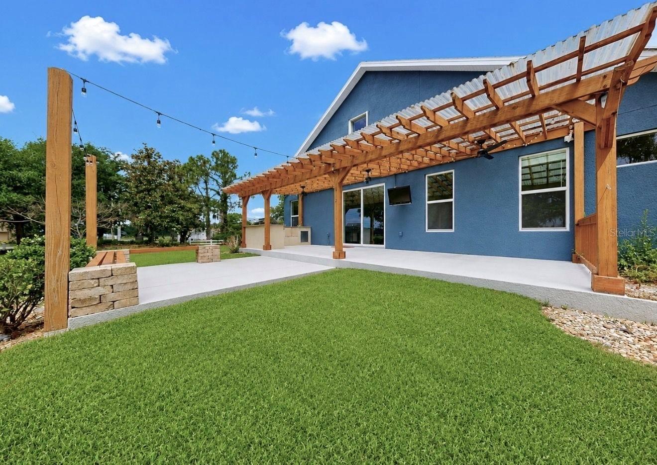 13101 DONE GROVEN DR, DOVER, FL, 33527