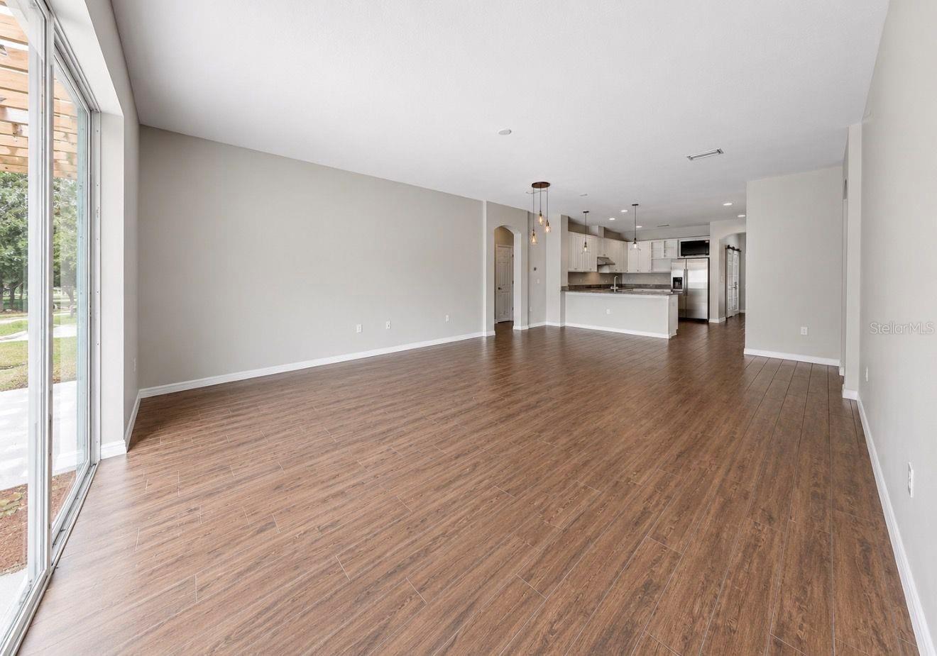13101 DONE GROVEN DR, DOVER, FL, 33527