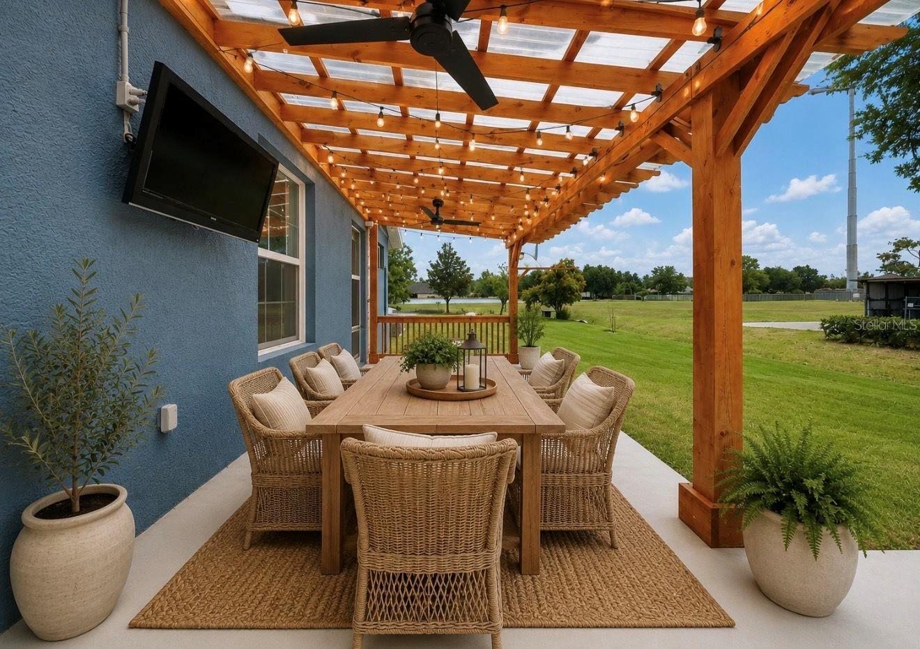 13101 DONE GROVEN DR, DOVER, FL, 33527