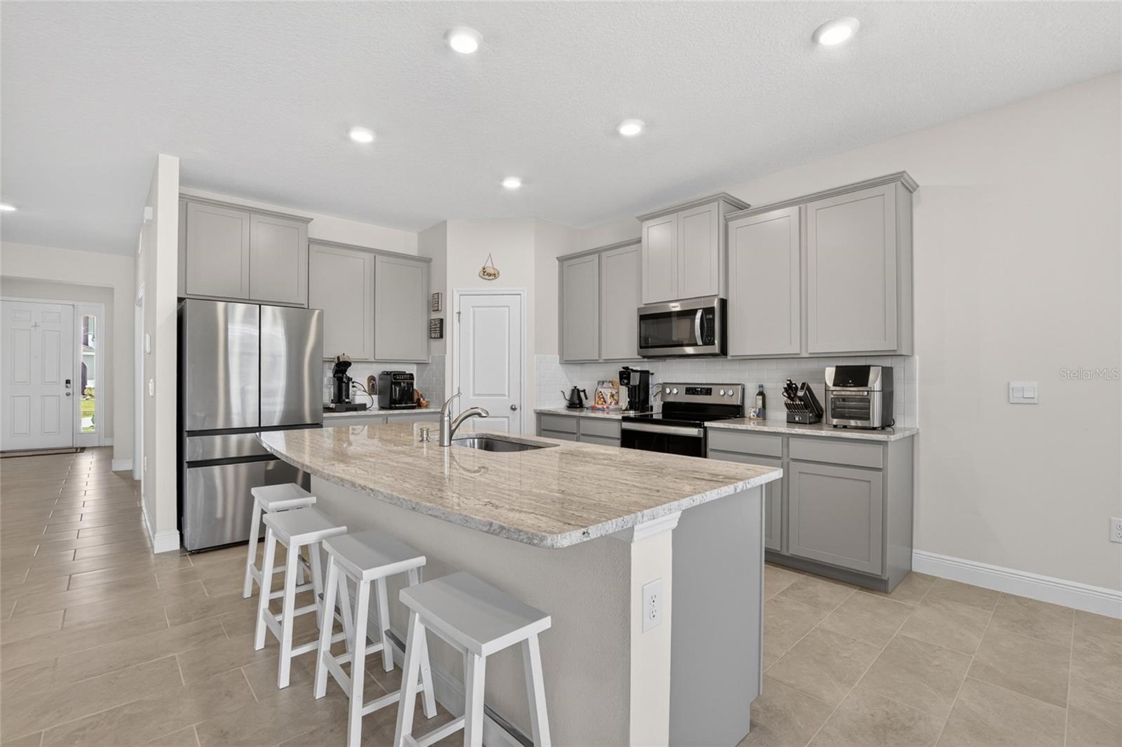 152 BRIGHT IBIS AVE, APOLLO BEACH, FL, 33572