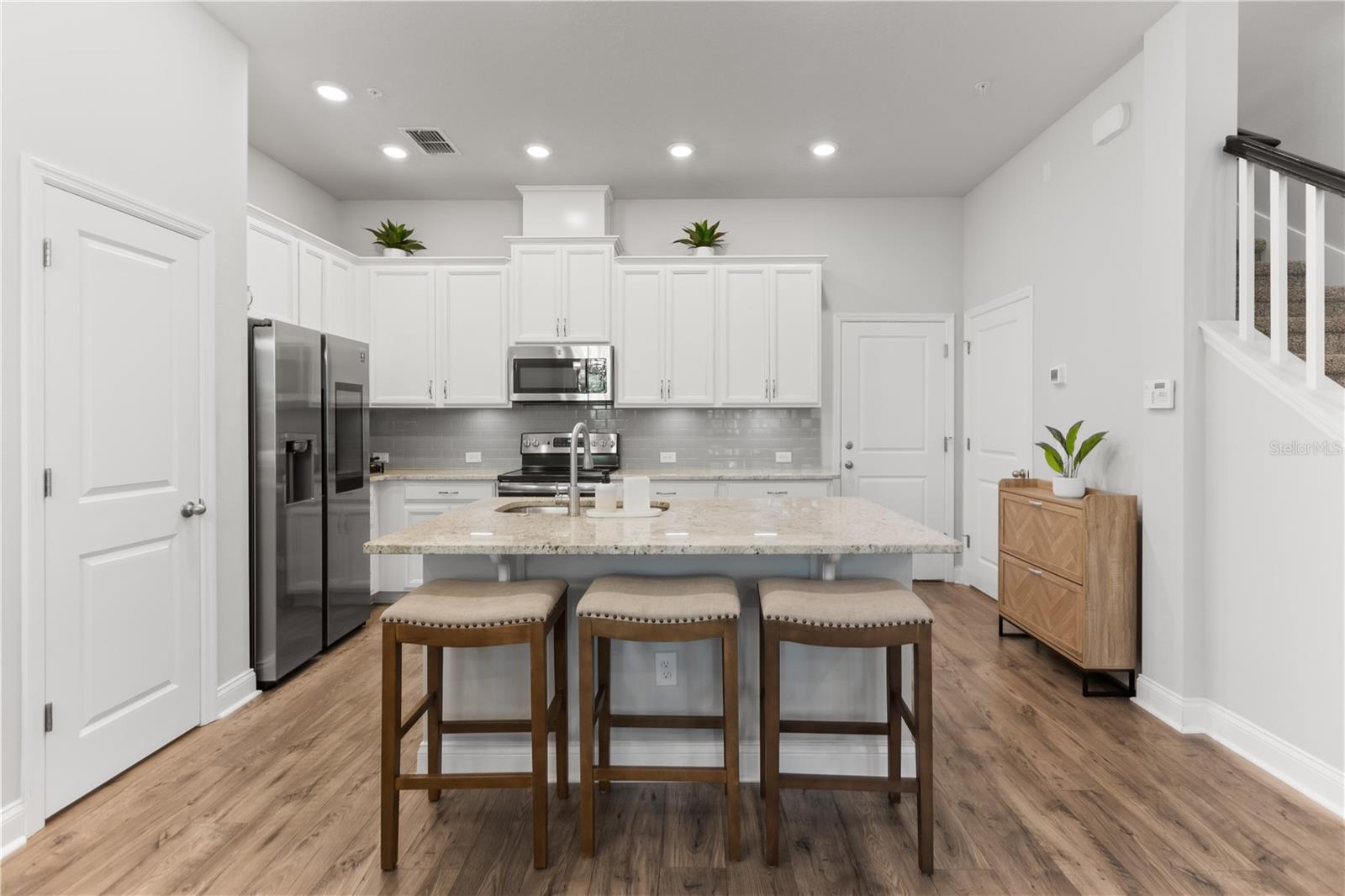 934 WILD DATE LN, LAKE MARY, FL, 32746