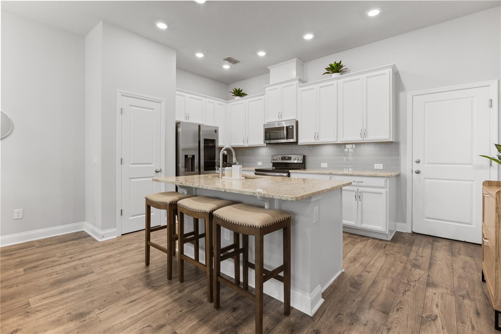 934 WILD DATE LN, LAKE MARY, FL, 32746