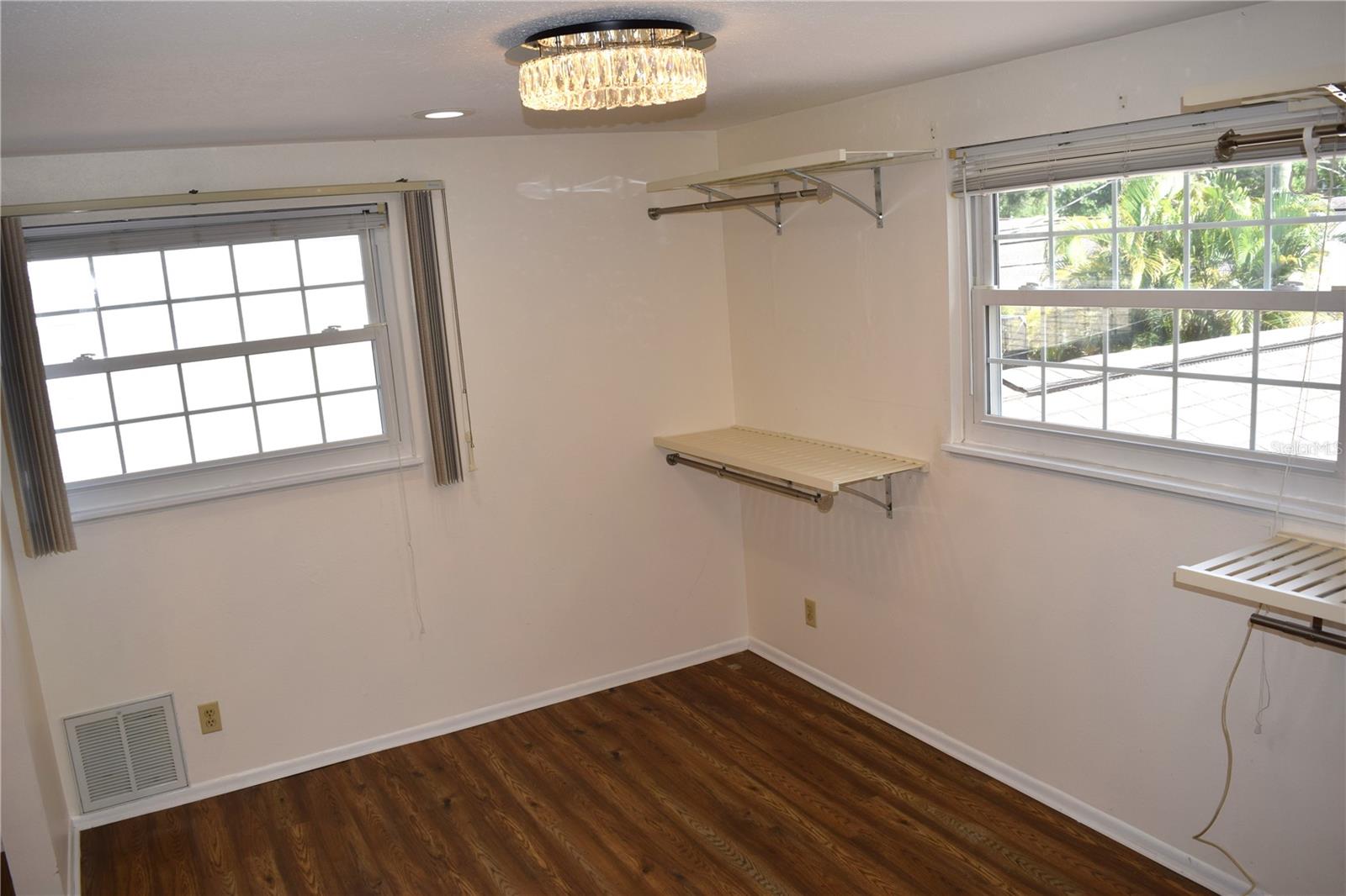 2690 64TH PL N, ST PETERSBURG, FL, 33702