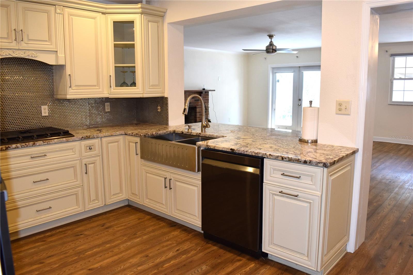 2690 64TH PL N, ST PETERSBURG, FL, 33702