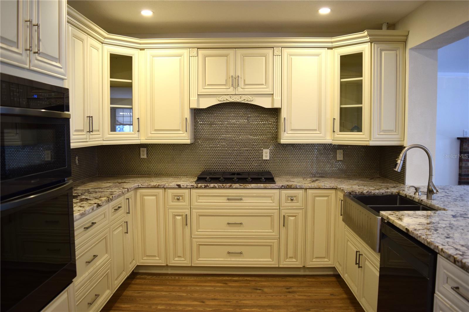2690 64TH PL N, ST PETERSBURG, FL, 33702