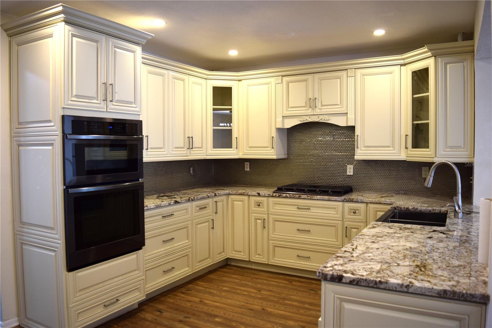 2690 64TH PL N, ST PETERSBURG, FL, 33702