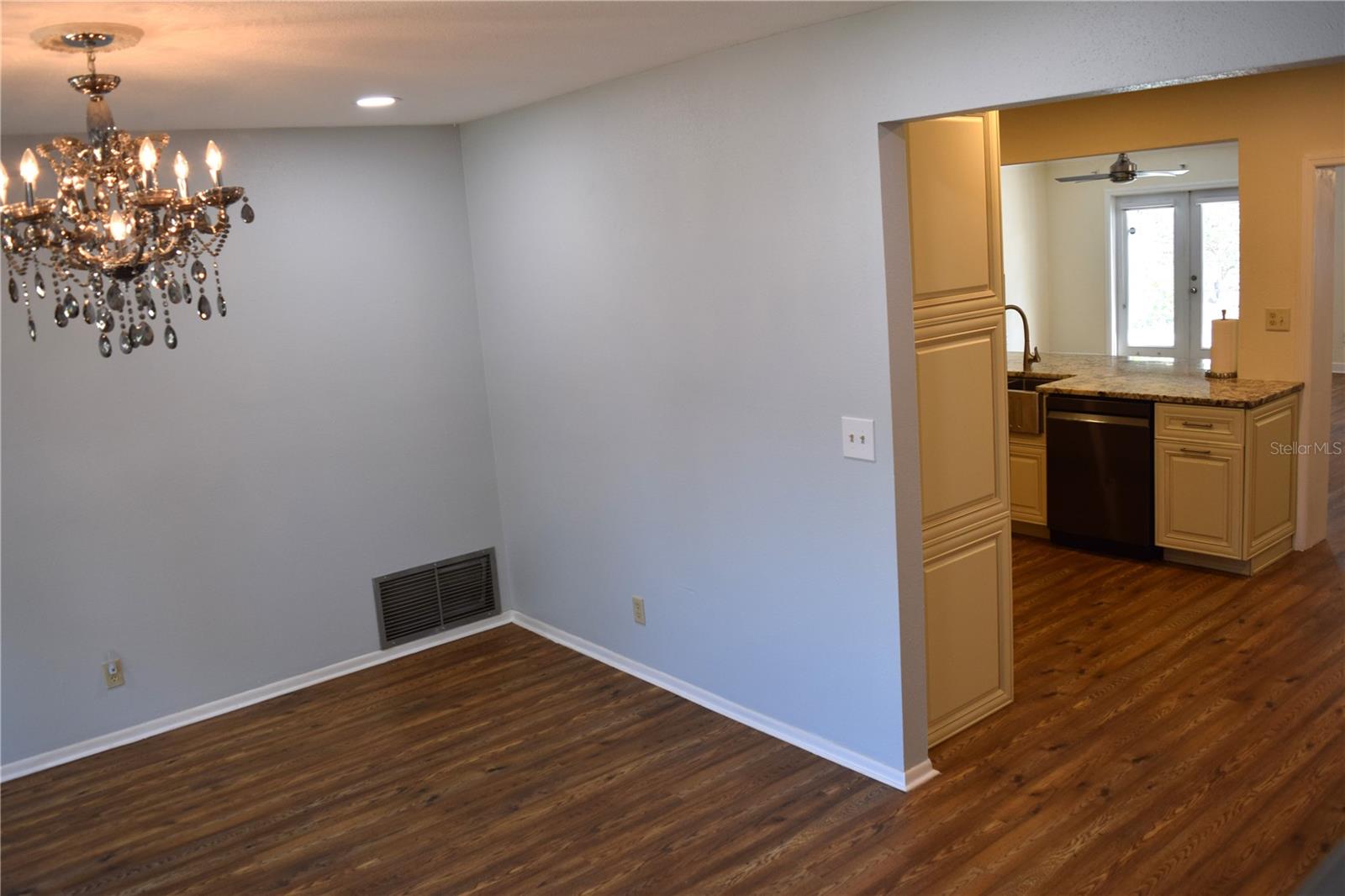 2690 64TH PL N, ST PETERSBURG, FL, 33702