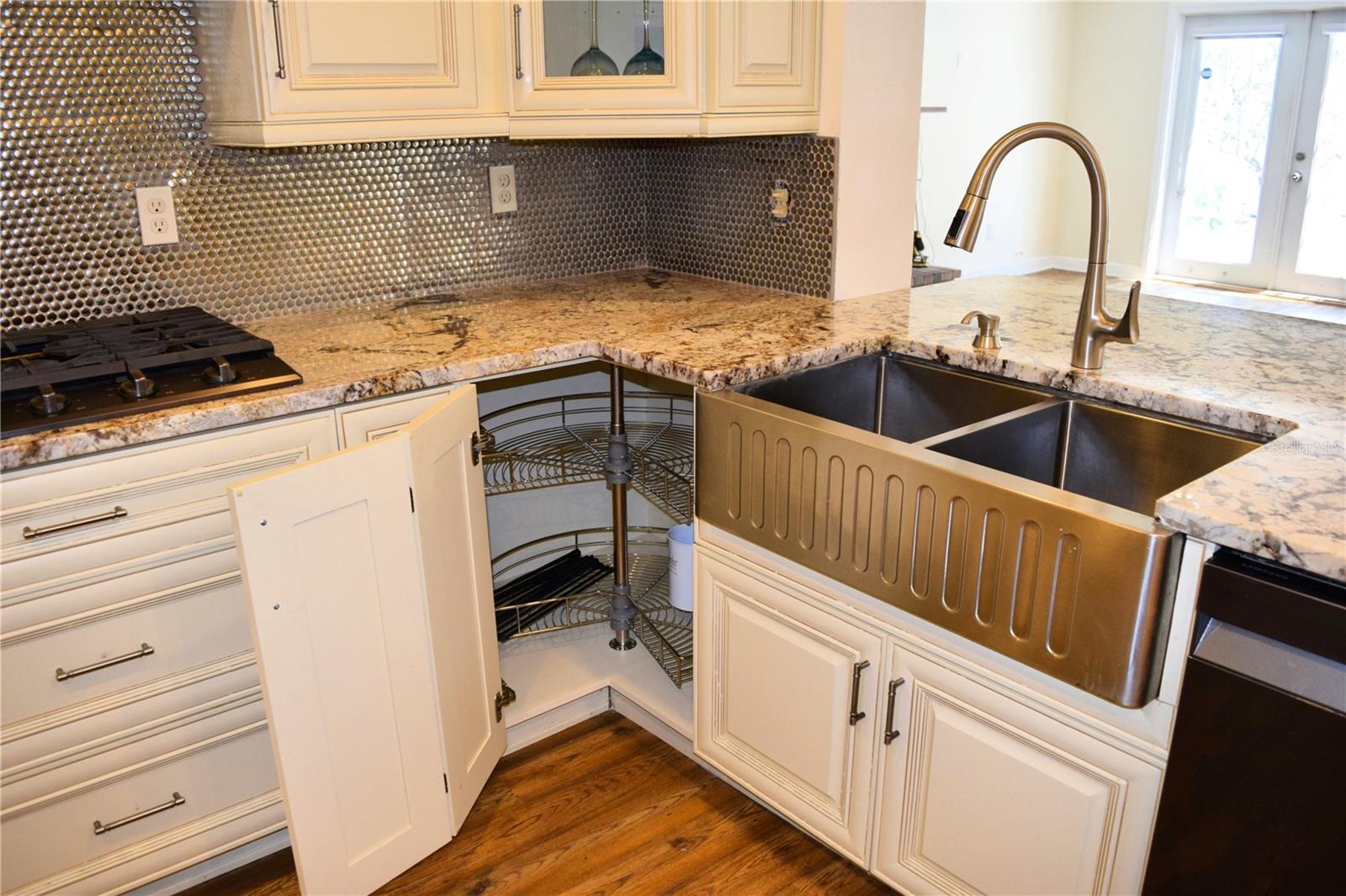 2690 64TH PL N, ST PETERSBURG, FL, 33702