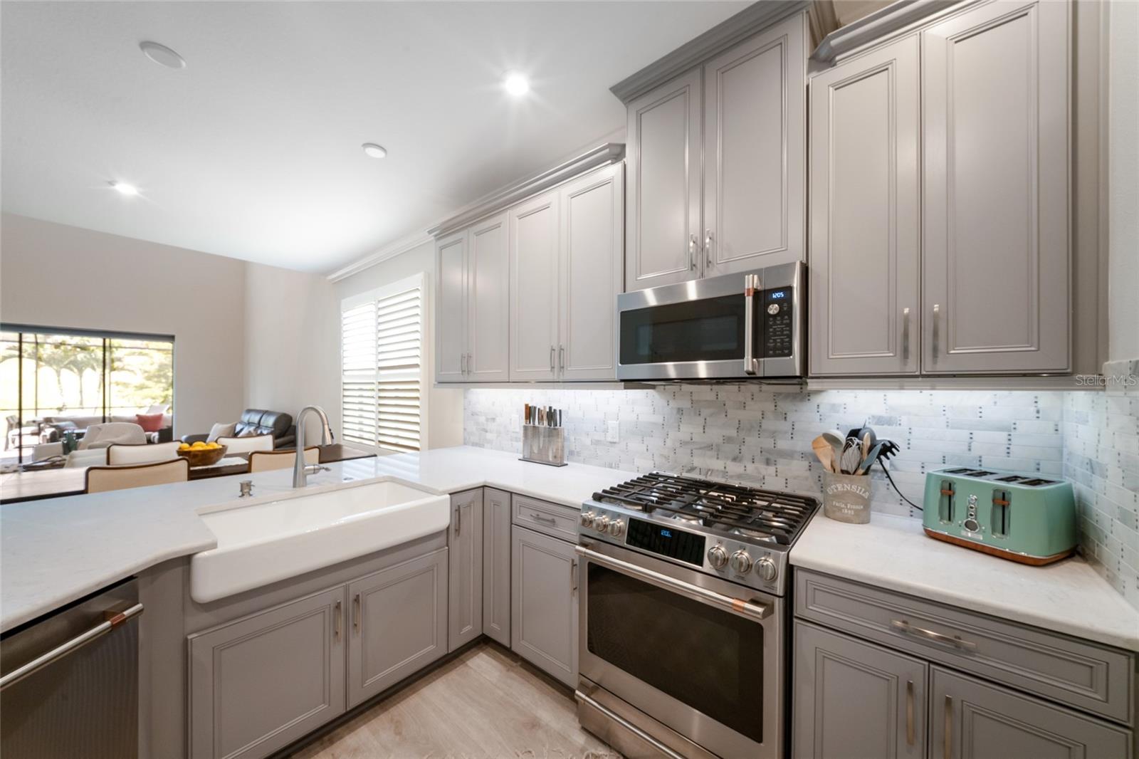 5504 SUMMIT GLN, BRADENTON, FL, 34203