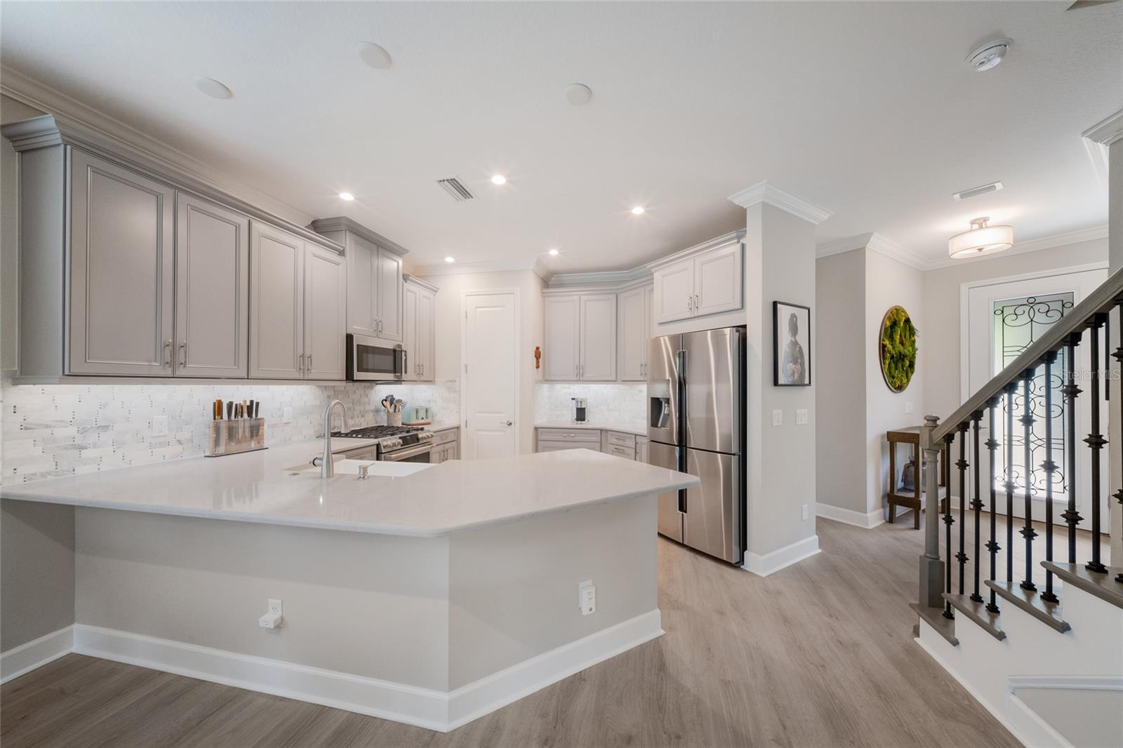 5504 SUMMIT GLN, BRADENTON, FL, 34203
