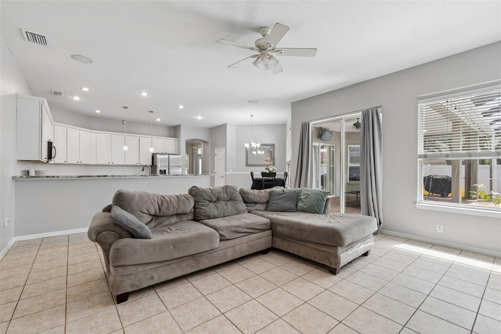 10243 SHADOW BRANCH DR, TAMPA, FL, 33647