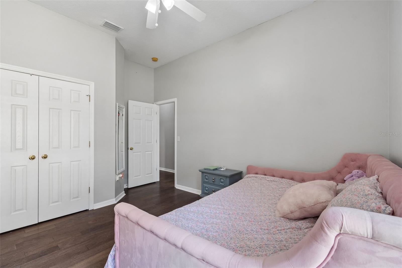 10243 SHADOW BRANCH DR, TAMPA, FL, 33647
